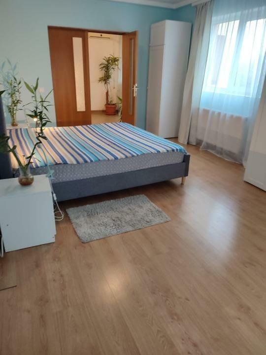 Proprietar, vand vila individuala Siseşti, singur in curte — fotografia 4