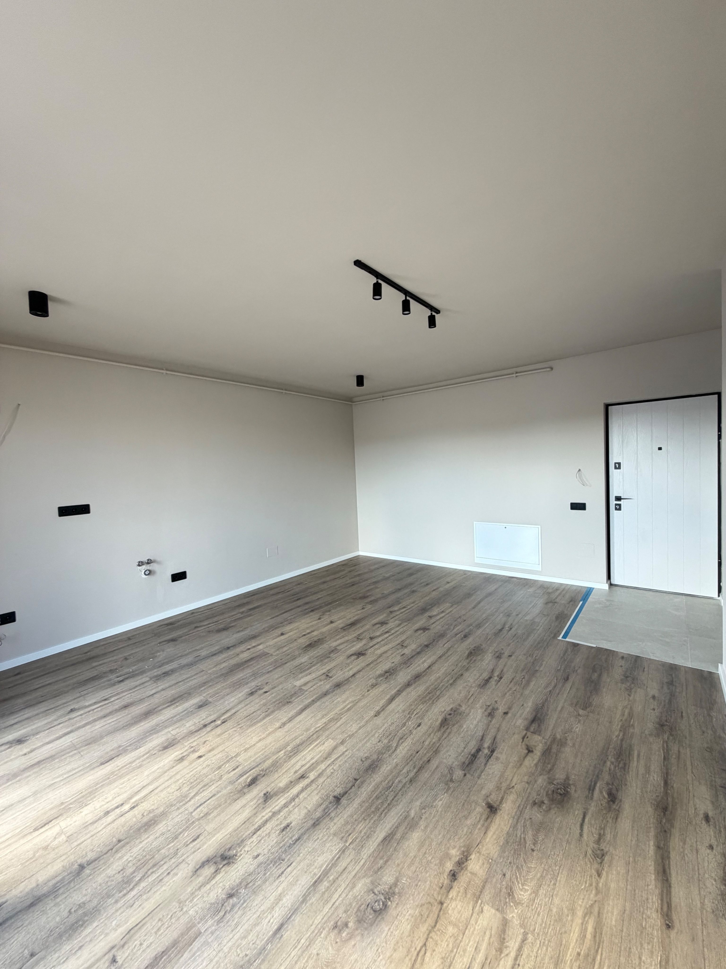 Apartament 2 camere, terasa, etaj intermediar, garaj, Eroilor — fotografia 4