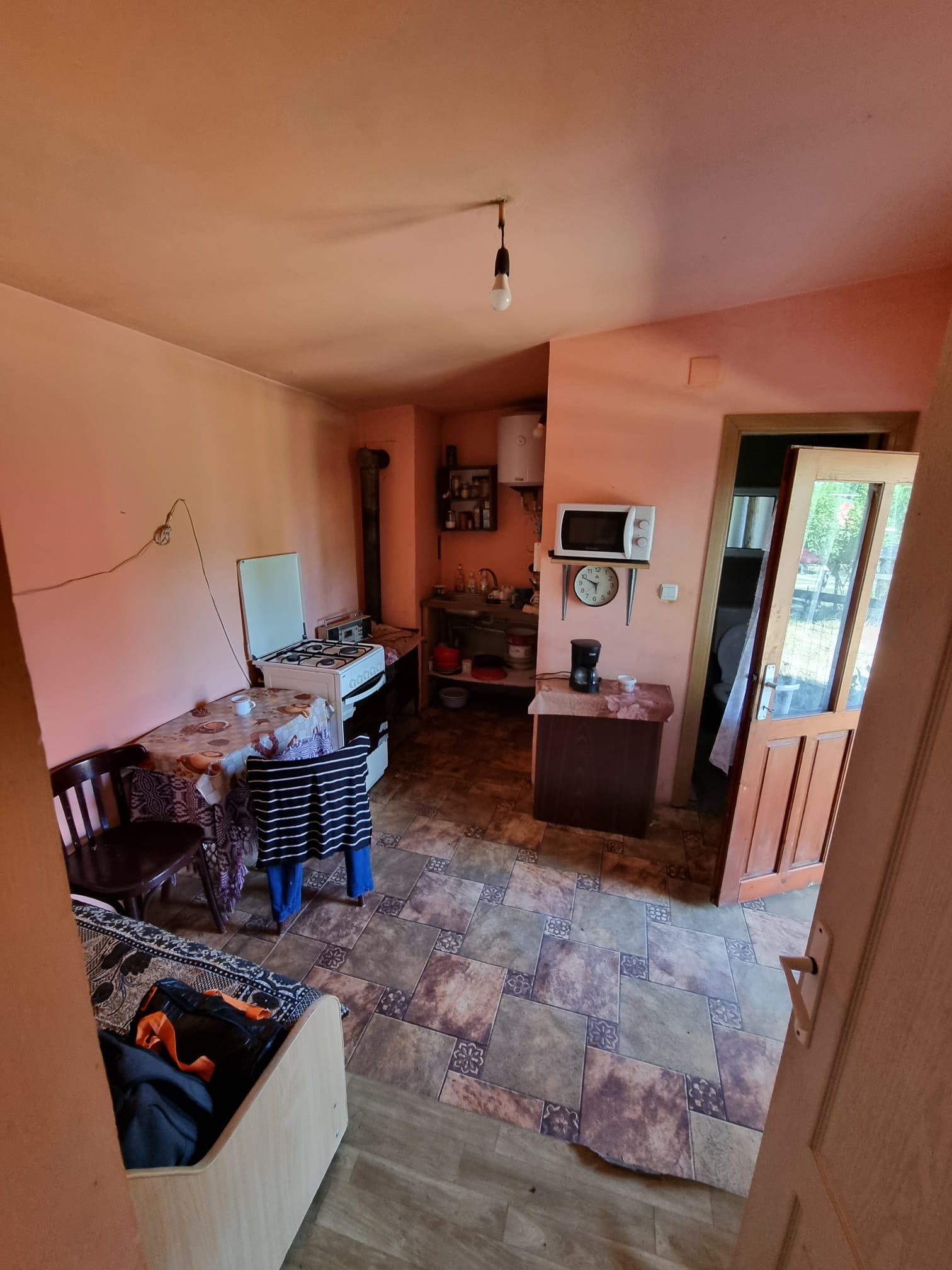 CASĂ LA ȚARĂ, SÂMBOLENI, COMUNA CAMARAȘU — fotografia 5