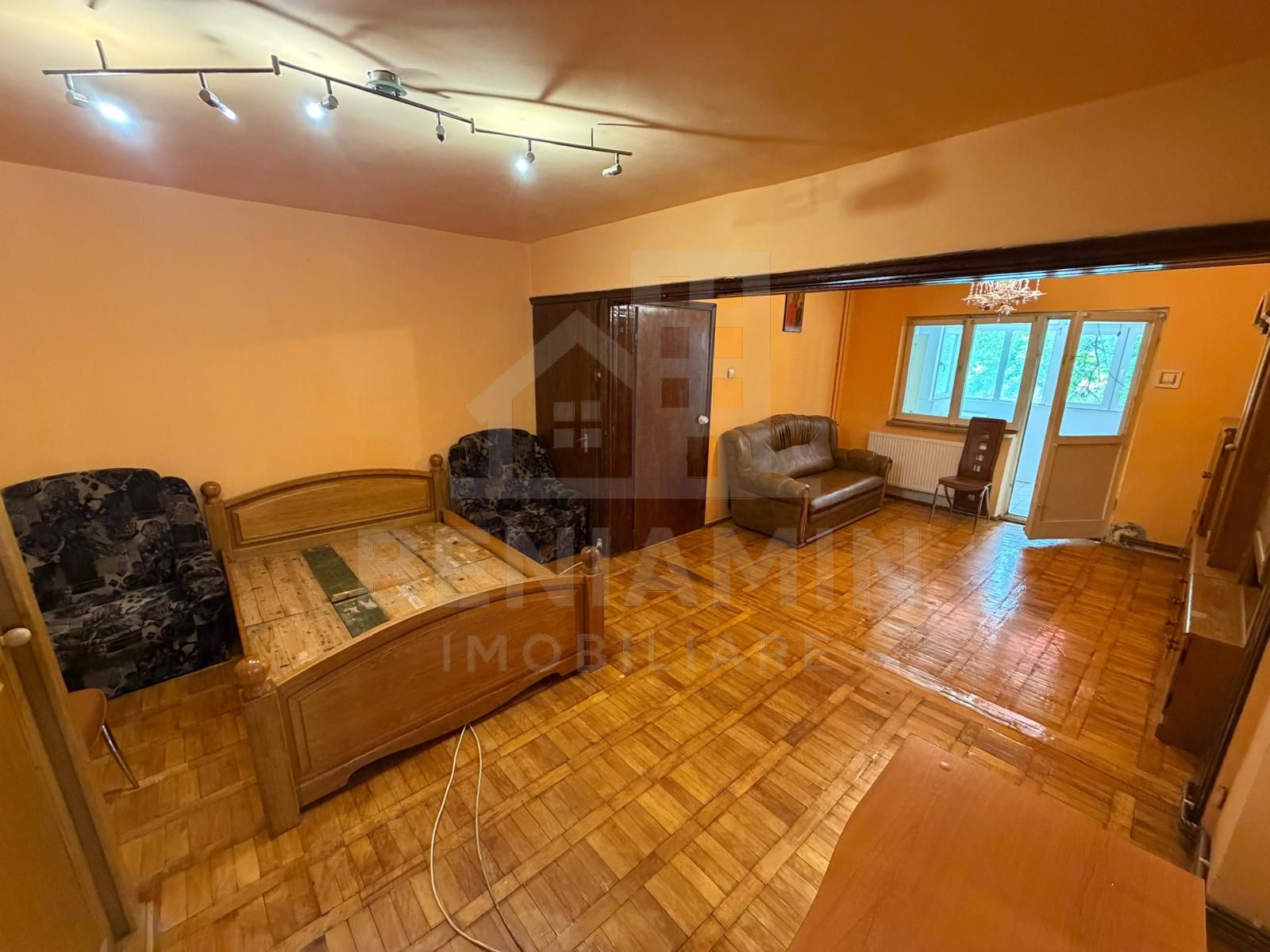 Apartament 3 camere decomandat cu 2 bai - Lapus - — fotografia 3