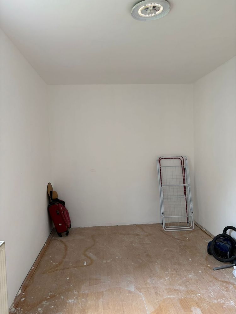 Dâmbu – Apartament 3 camere, etaj 2/4, balcon — fotografia 3