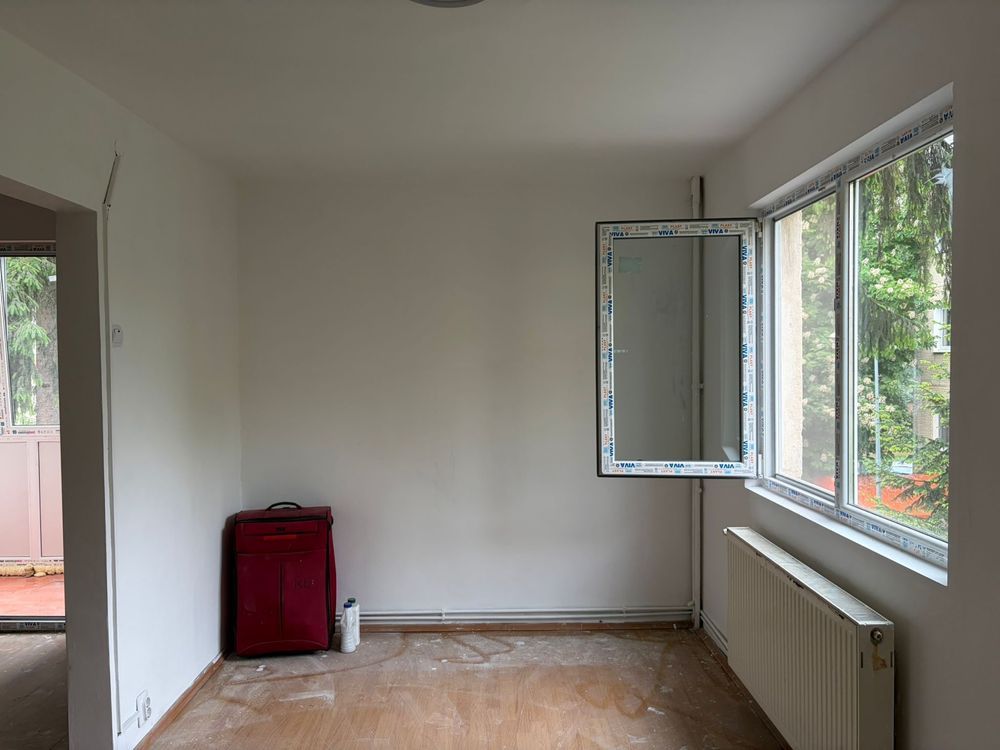Dâmbu – Apartament 3 camere, etaj 2/4, balcon — fotografia 6