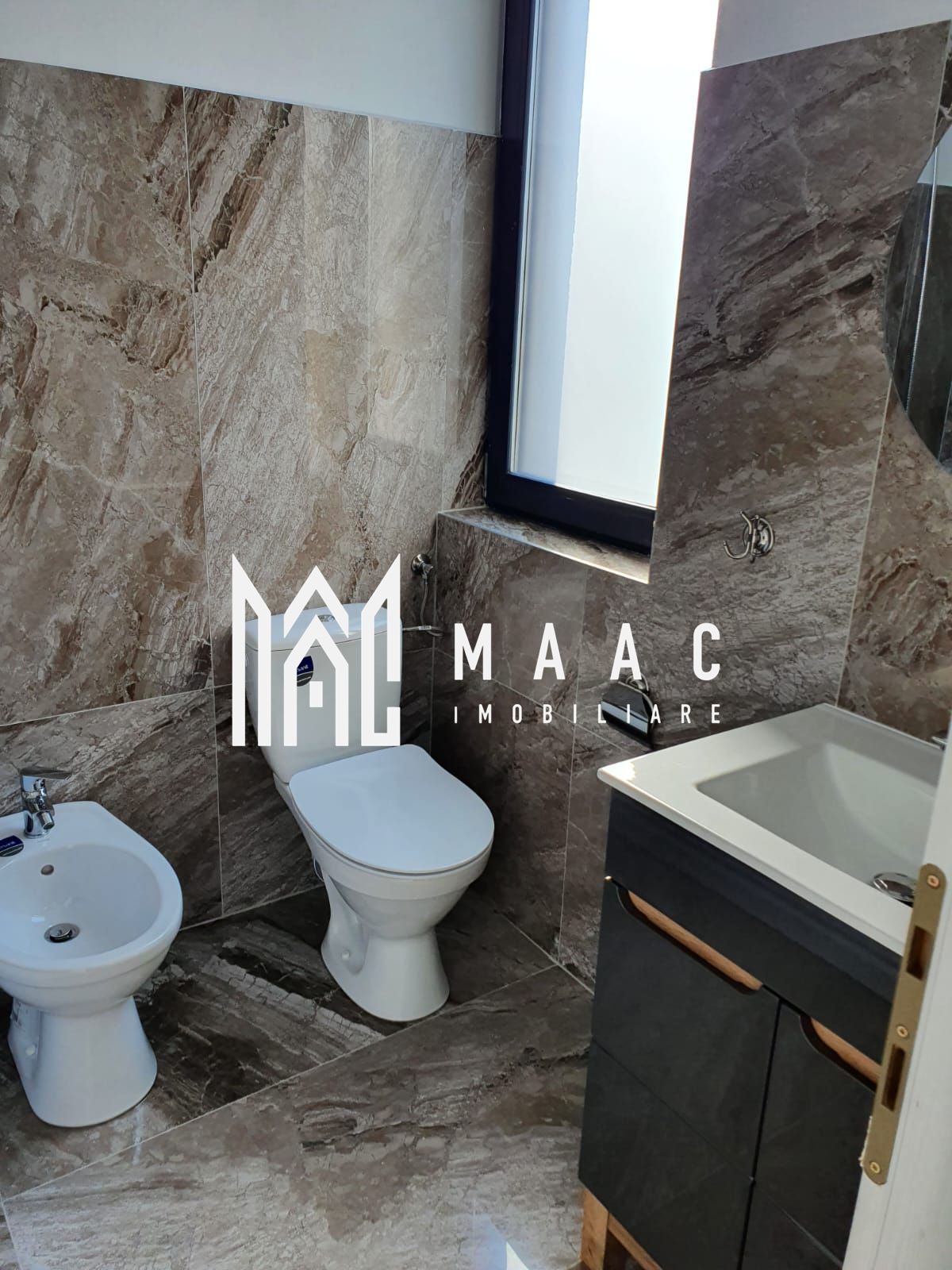 Apartament 3 camere de închiriat | Șelimbăr | etaj 1, 2 băi — fotografia 11