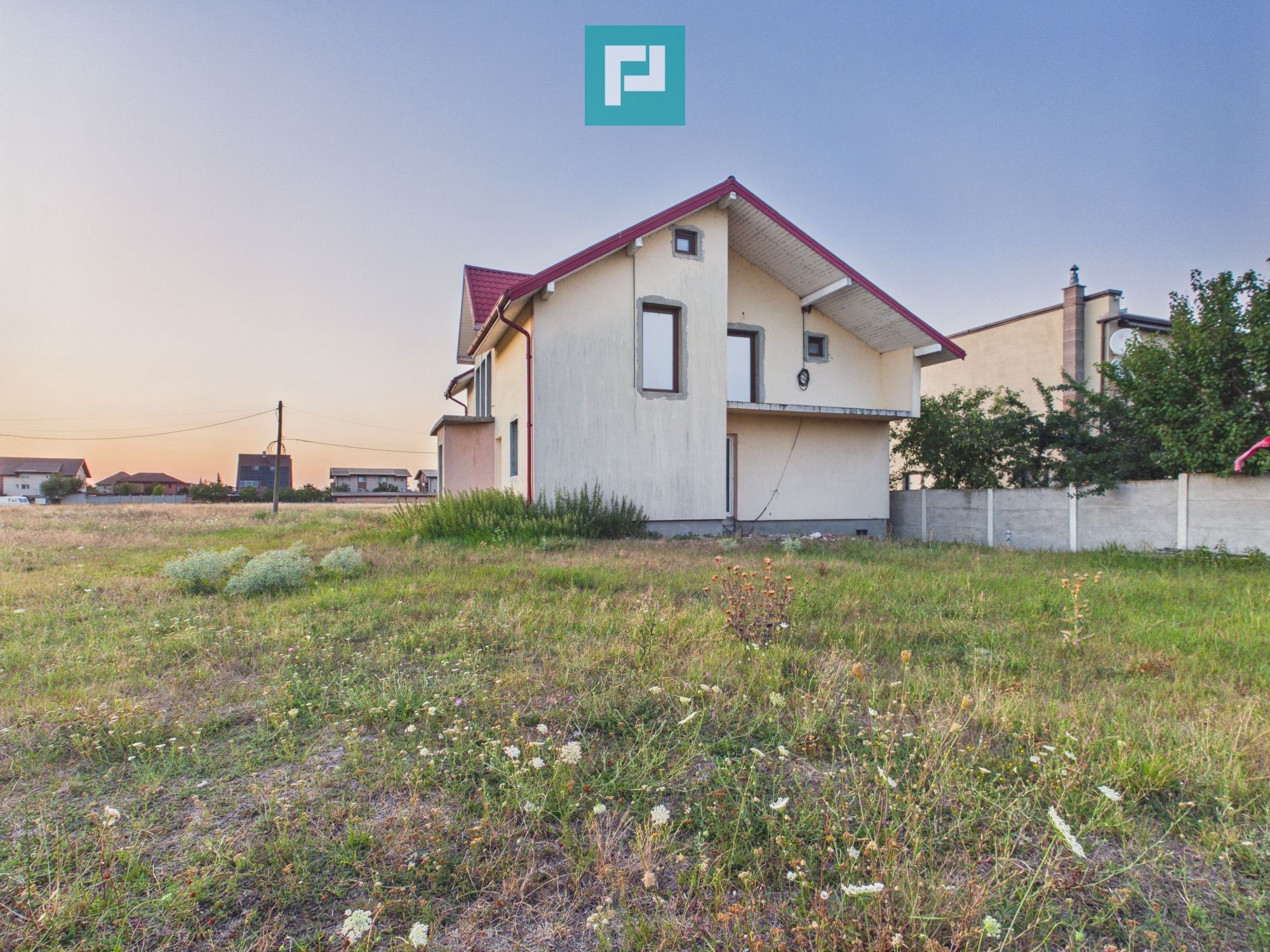 Casă individuală cu 6 camere în Sânandrei — fotografia 2