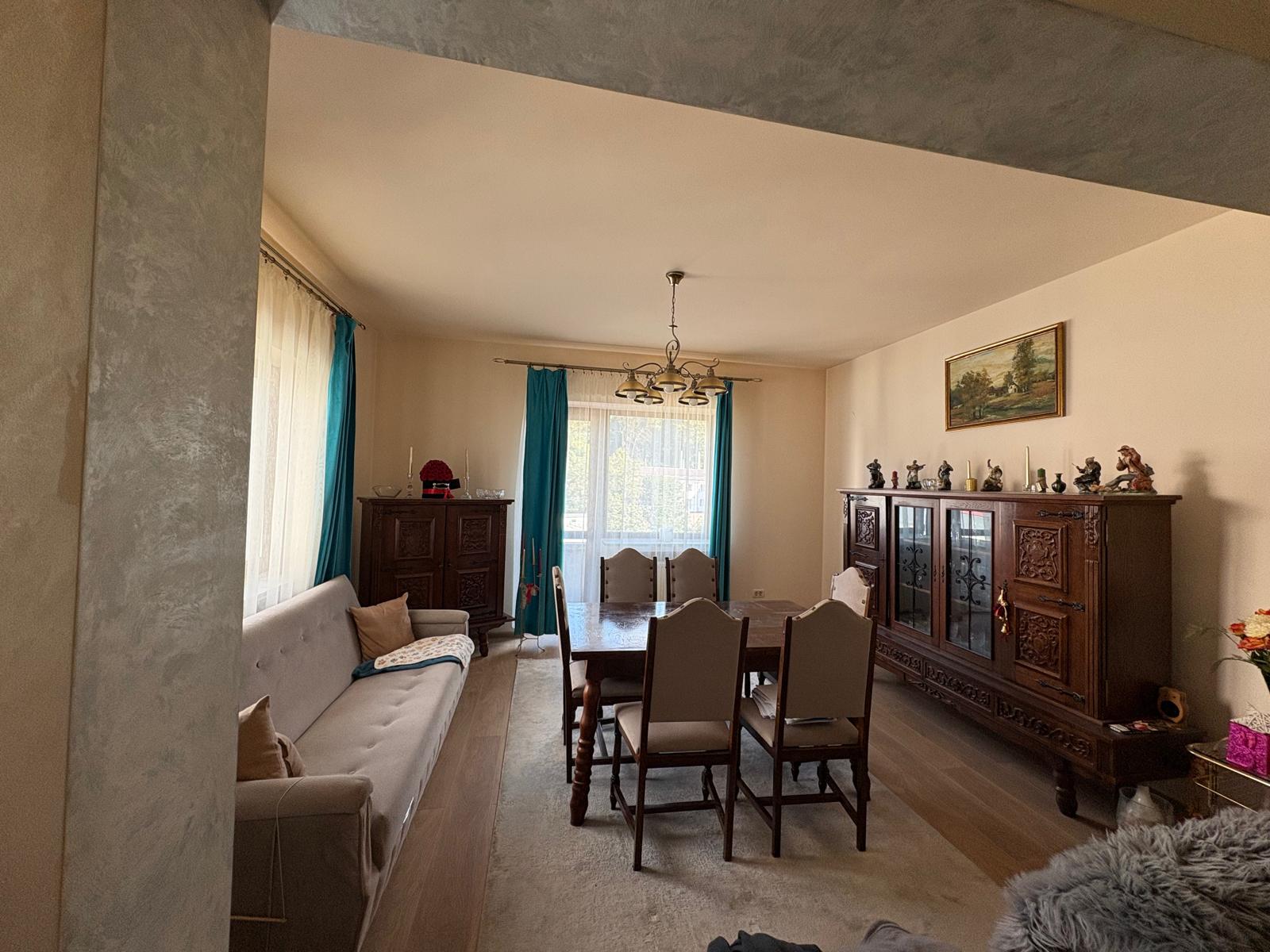 Casa 4 camere, Zona Centru