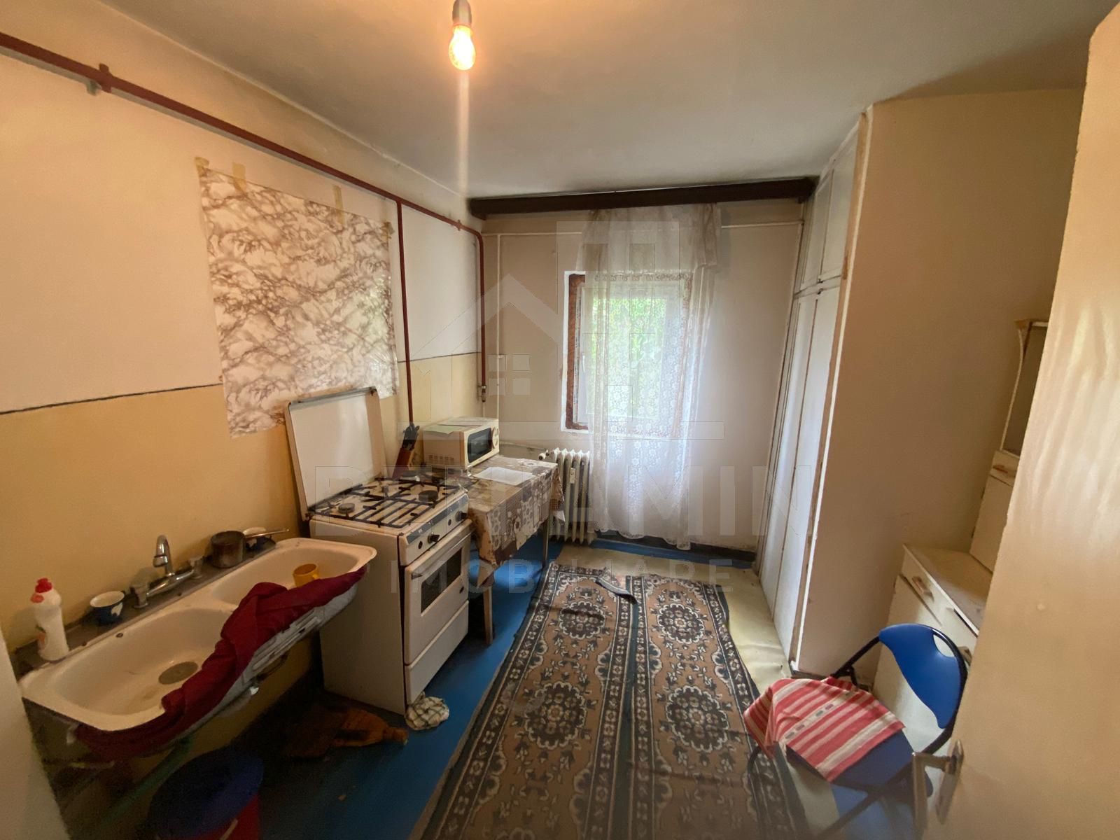 Apartament 2 camere semidecomandat spatios 56mp Rovine MOL — fotografia 3