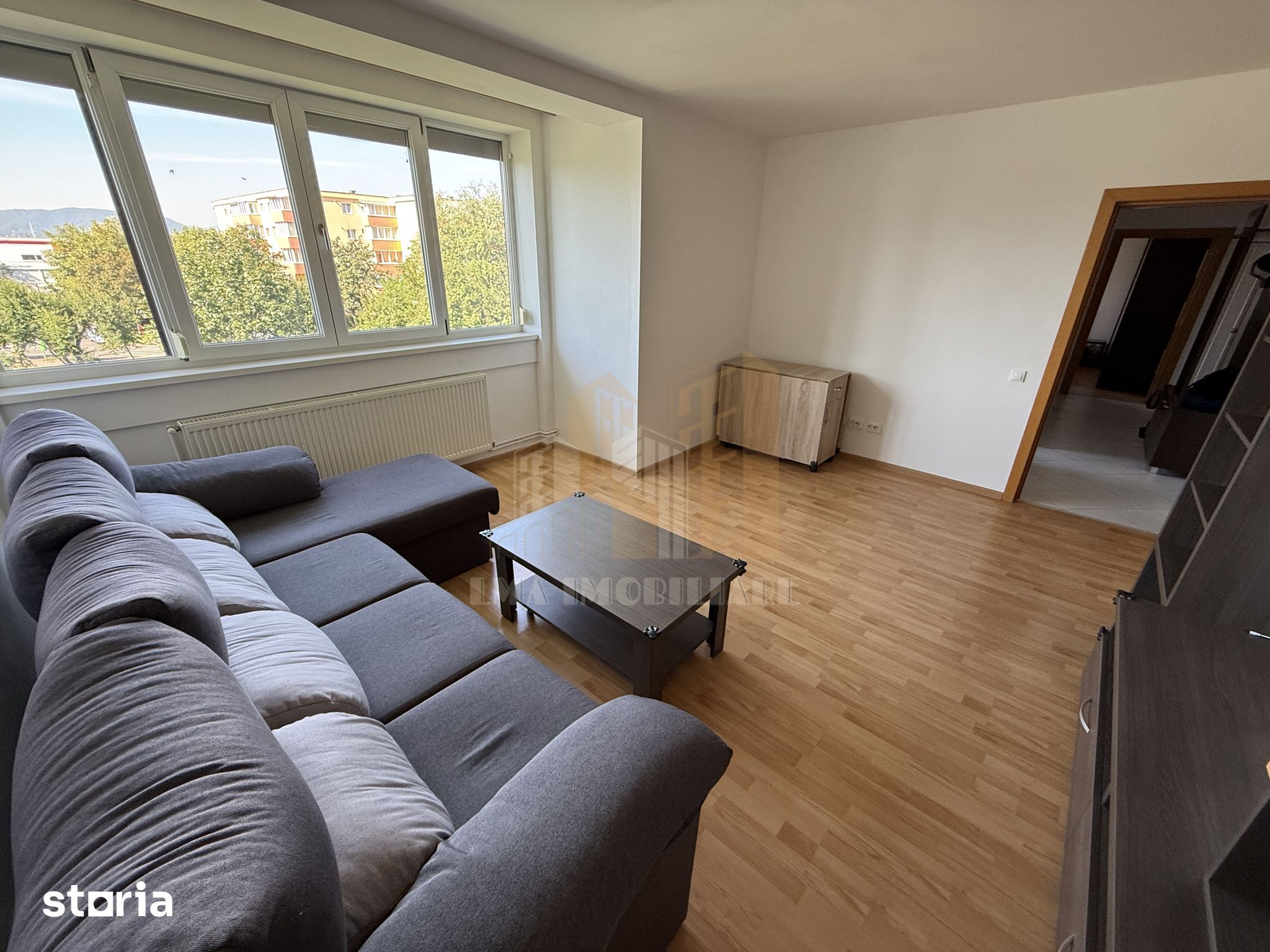 Apartament 2 camere decomandat Strada Harmanului Triaj Brasov — fotografia 3