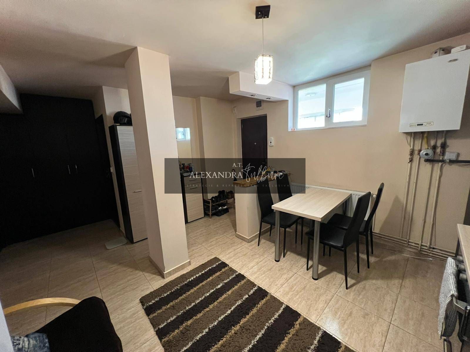 Apartament 3 camere, balcon, etaj intermediar, A. Vlaicu, Marasti