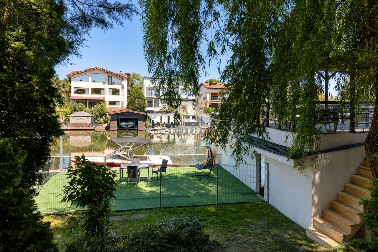 Vila Exclusivista cu 5 camere *3000mp curte si deschidere la lac* // Snagov — fotografia 9