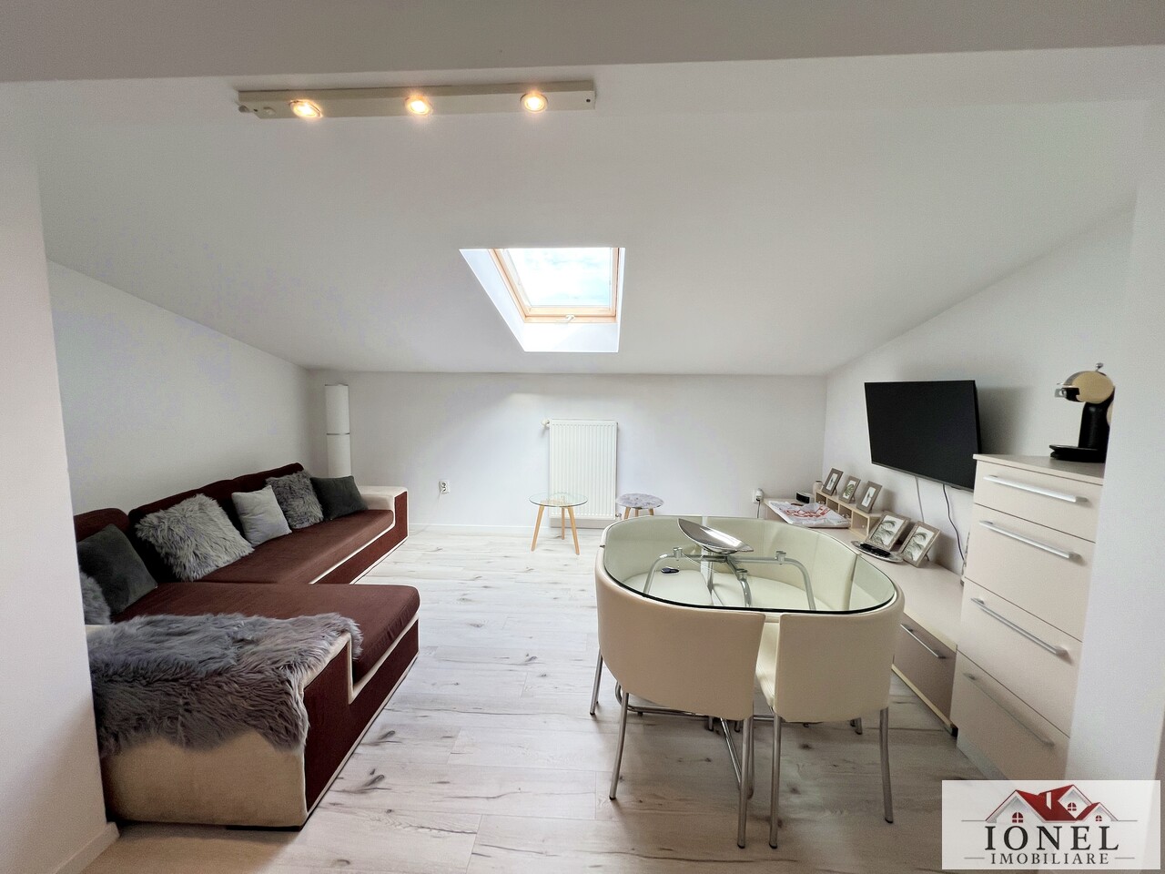 Apartament trei camere bloc nou de inchiriat in Alba Iulia