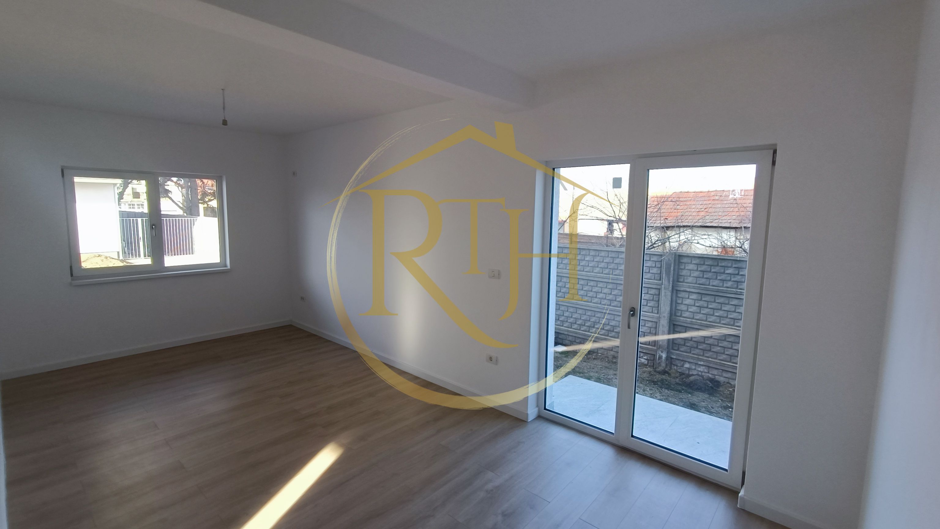 Ultimele 2 apartamente, 2 camere, 53 mp utili, curte 32 mp, 0% Comision — fotografia 6