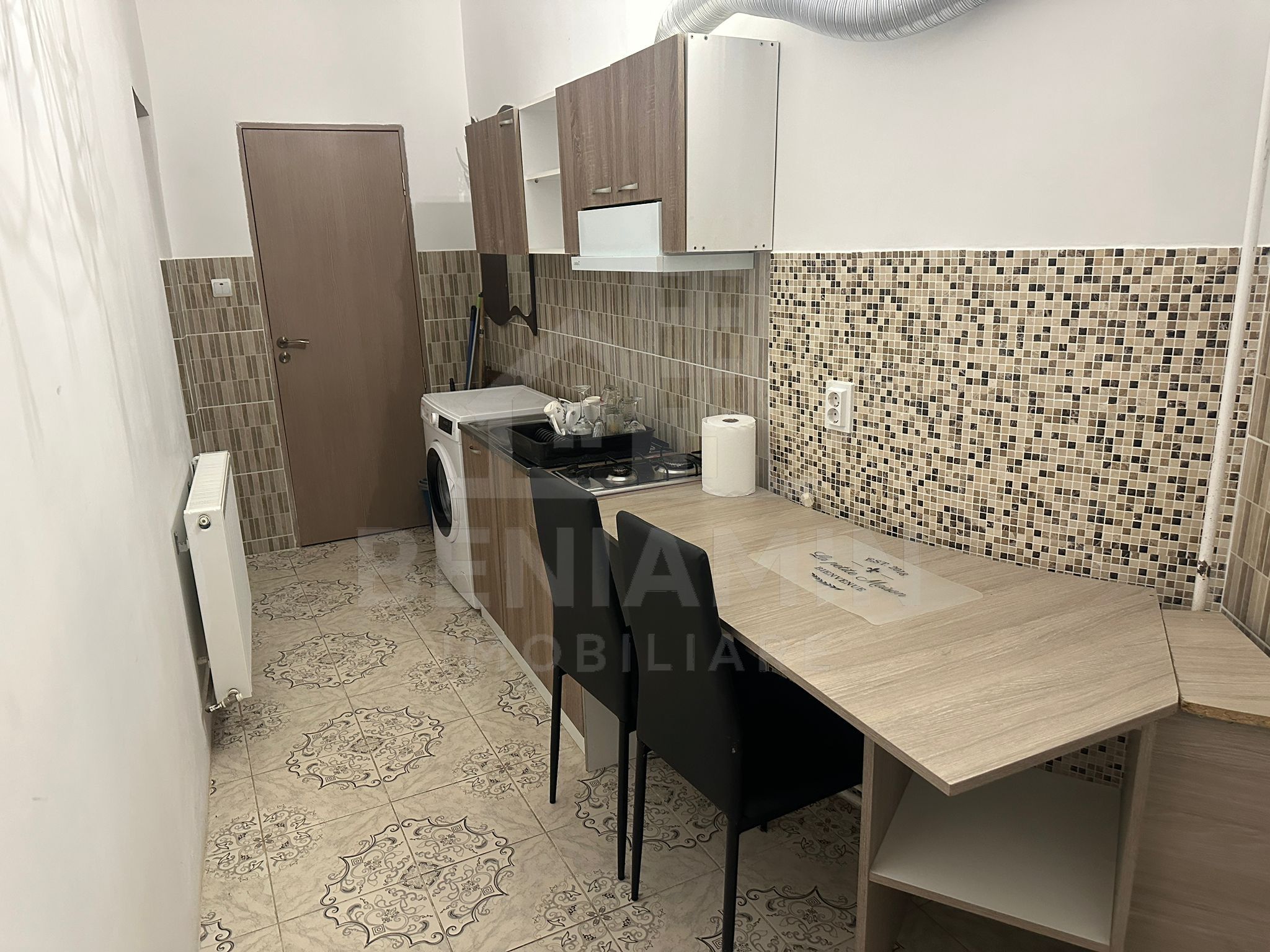 Apartament 2 camere-Iberico-Ultracentral-CT-Mobilat-Utilat-Disponibil — fotografia 5