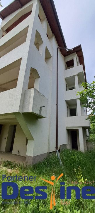 Vila Independenta , D+P+1+M+POD, 474 mp, Valea Lupului — fotografia 6