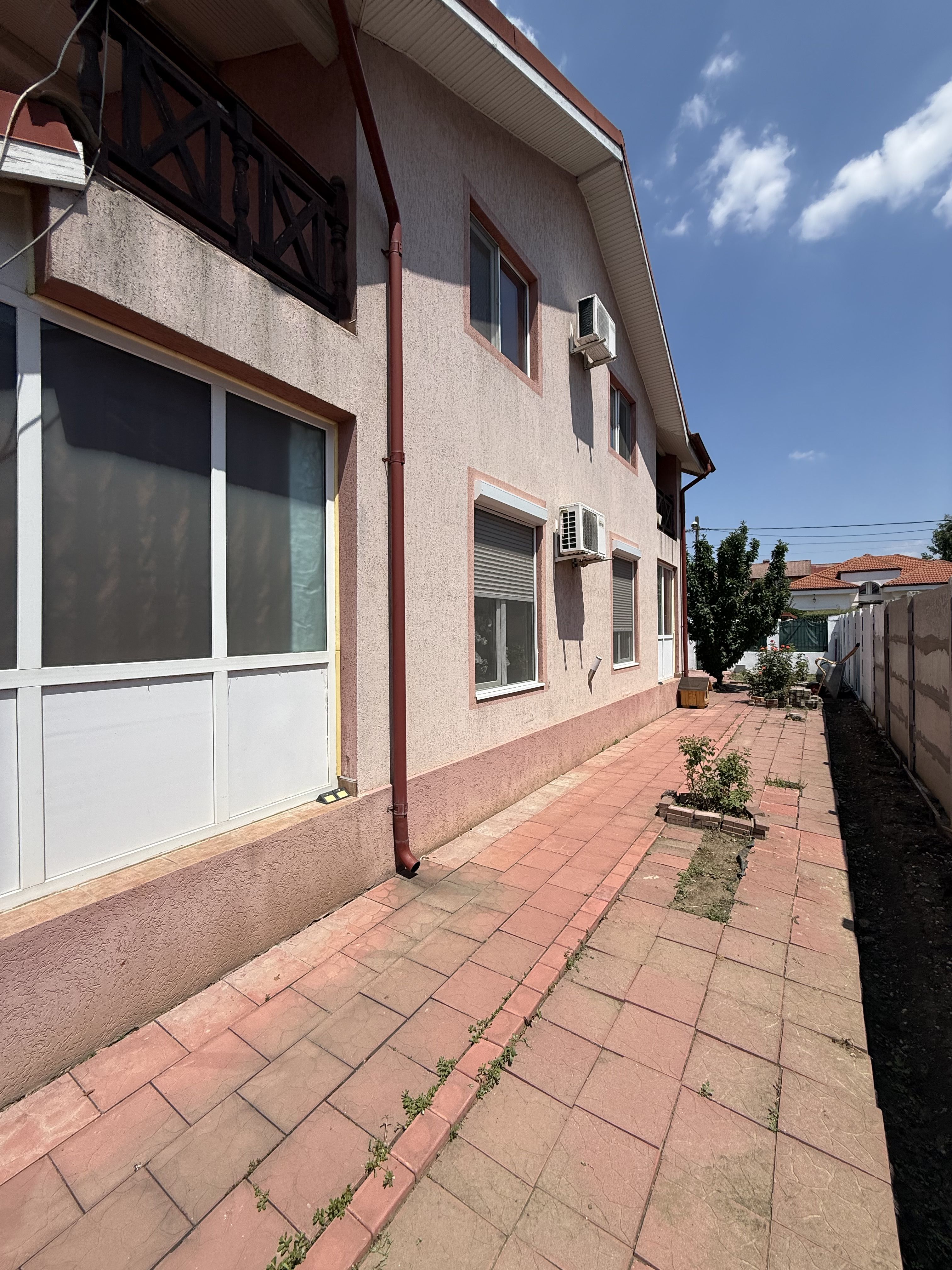 Vila P+1 cu terasă 255 mp + garaj 22,5 mp si teren 417 mp-Berceni ! — fotografia 42