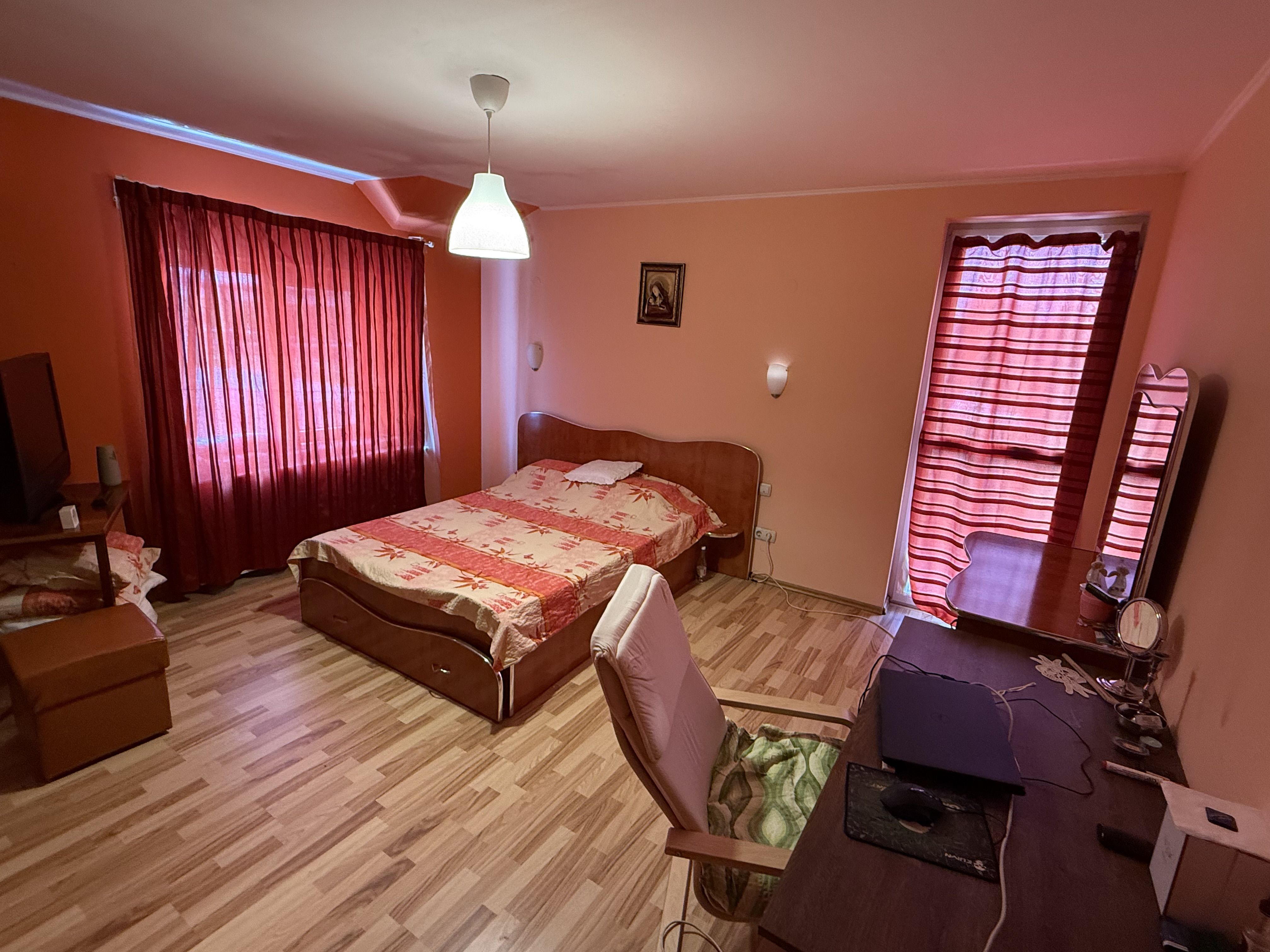 Vila P+1 cu terasă 255 mp + garaj 22,5 mp si teren 417 mp-Berceni ! — fotografia 8