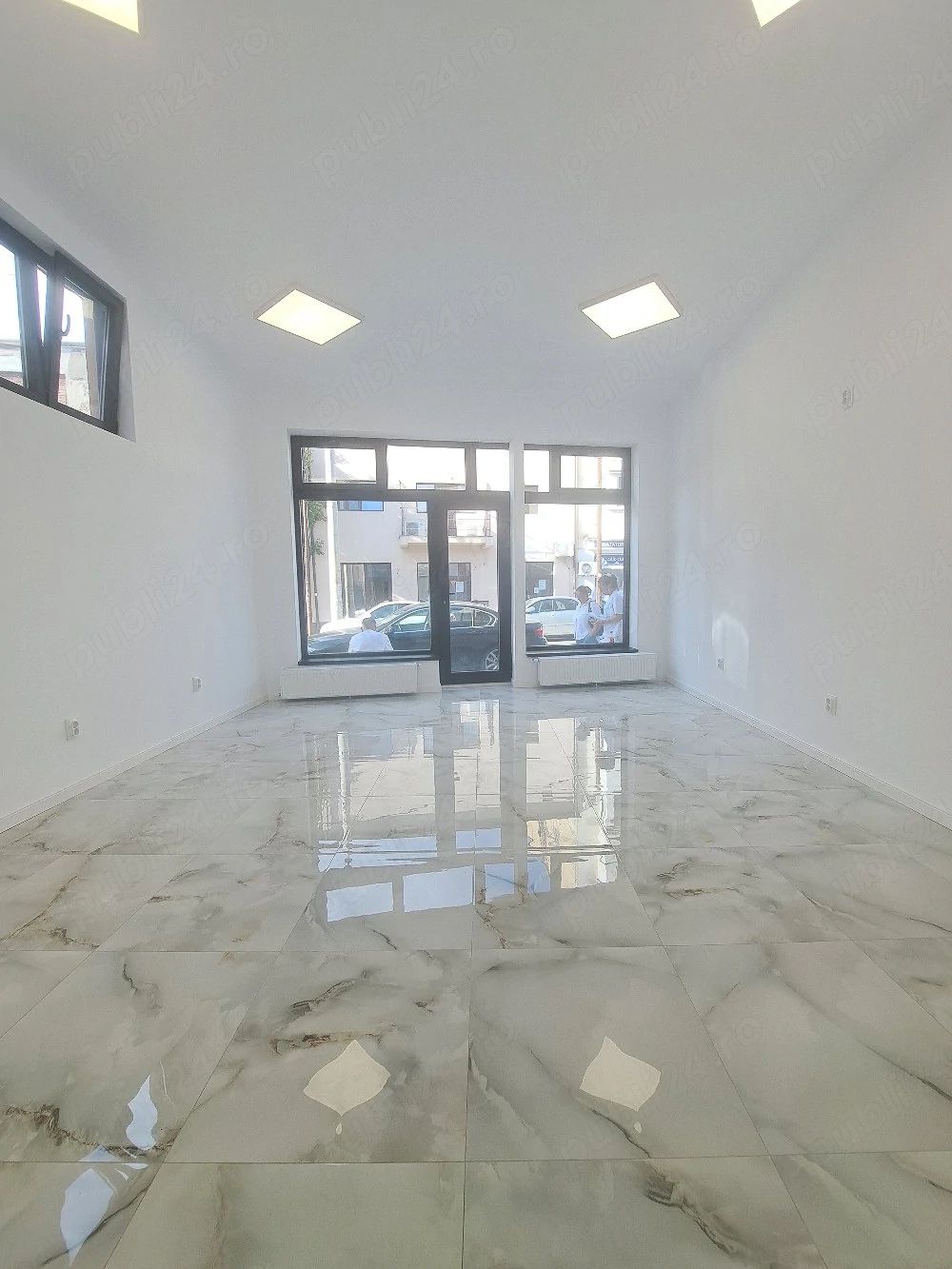 Închiriez spațiu comercial Tineretului — fotografia 2