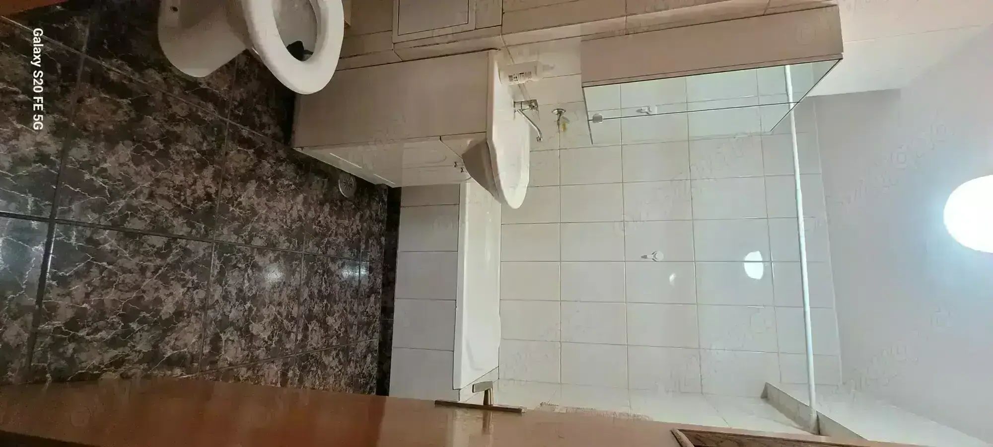 BRASADAS închiriază Studio 9/10 Piata Alba Iulia. — fotografia 3