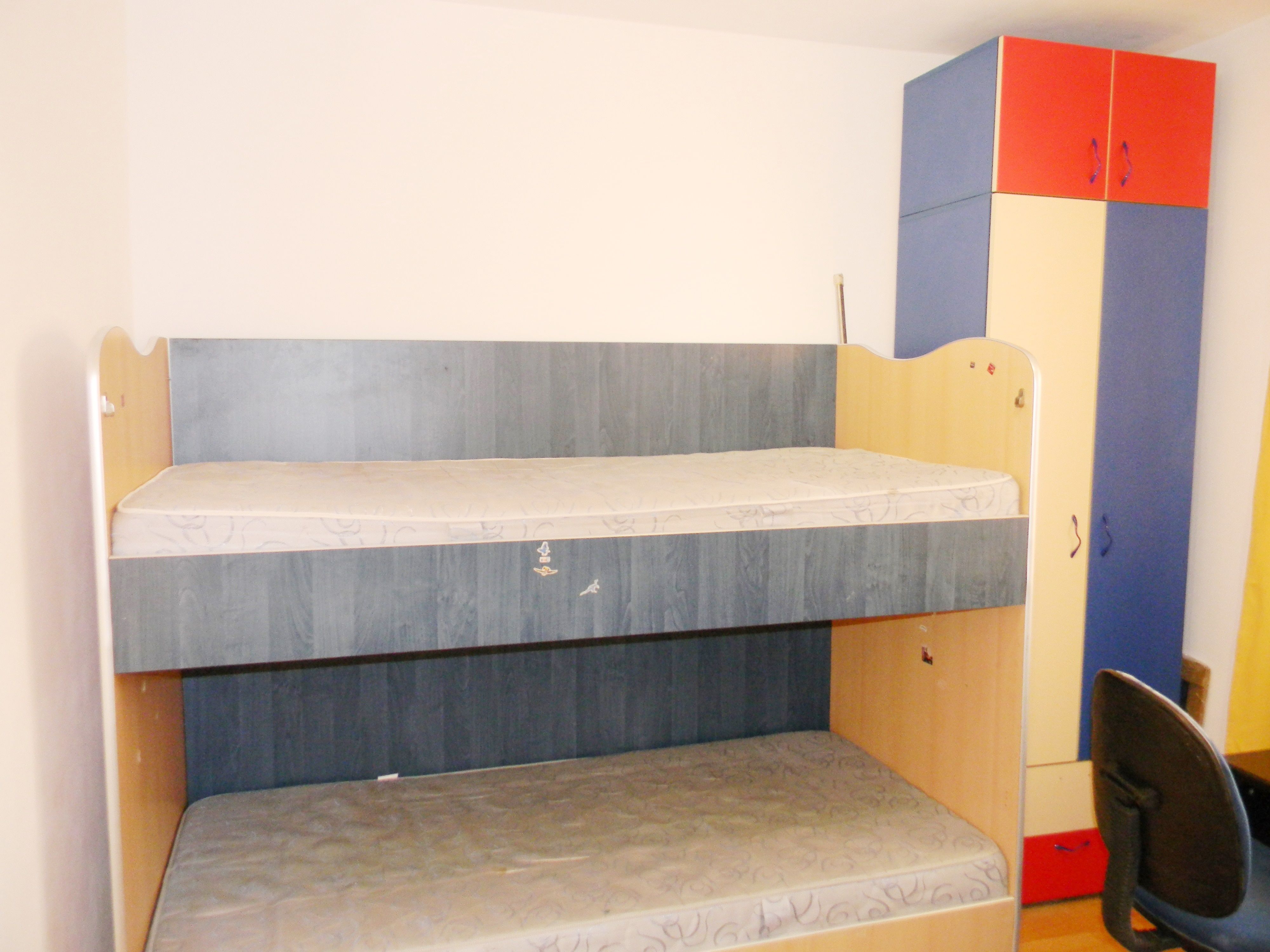 Apartament cu 3 camere mobilate,cartier Tractoru — fotografia 6