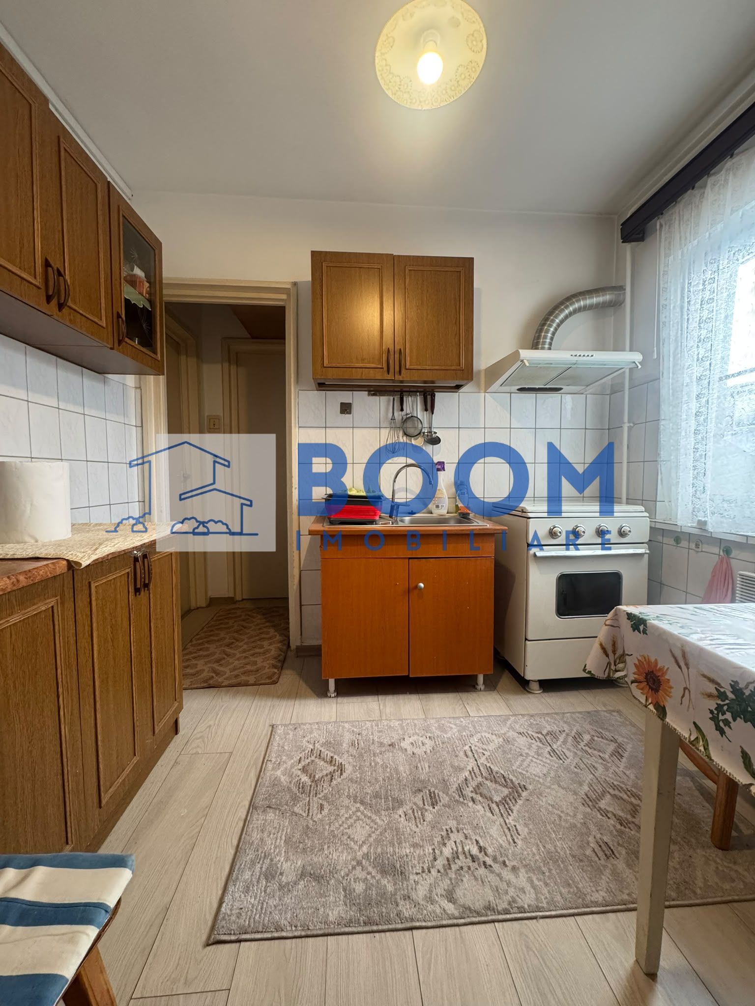 Apartament 2 camere etaj 2 | Traian Spital nr 2 | Mutare imediata — fotografia 5