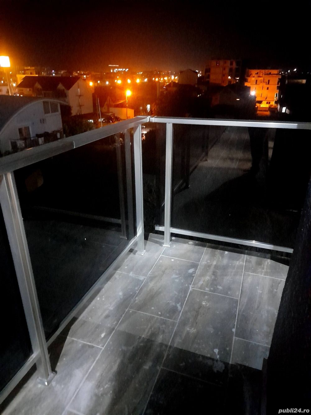 Ag. Eu. vinde Ap. 2 Cam 55 mp  Et. 4/5  An 2019  Constanta Mamaia Nord Lidl — fotografia 3