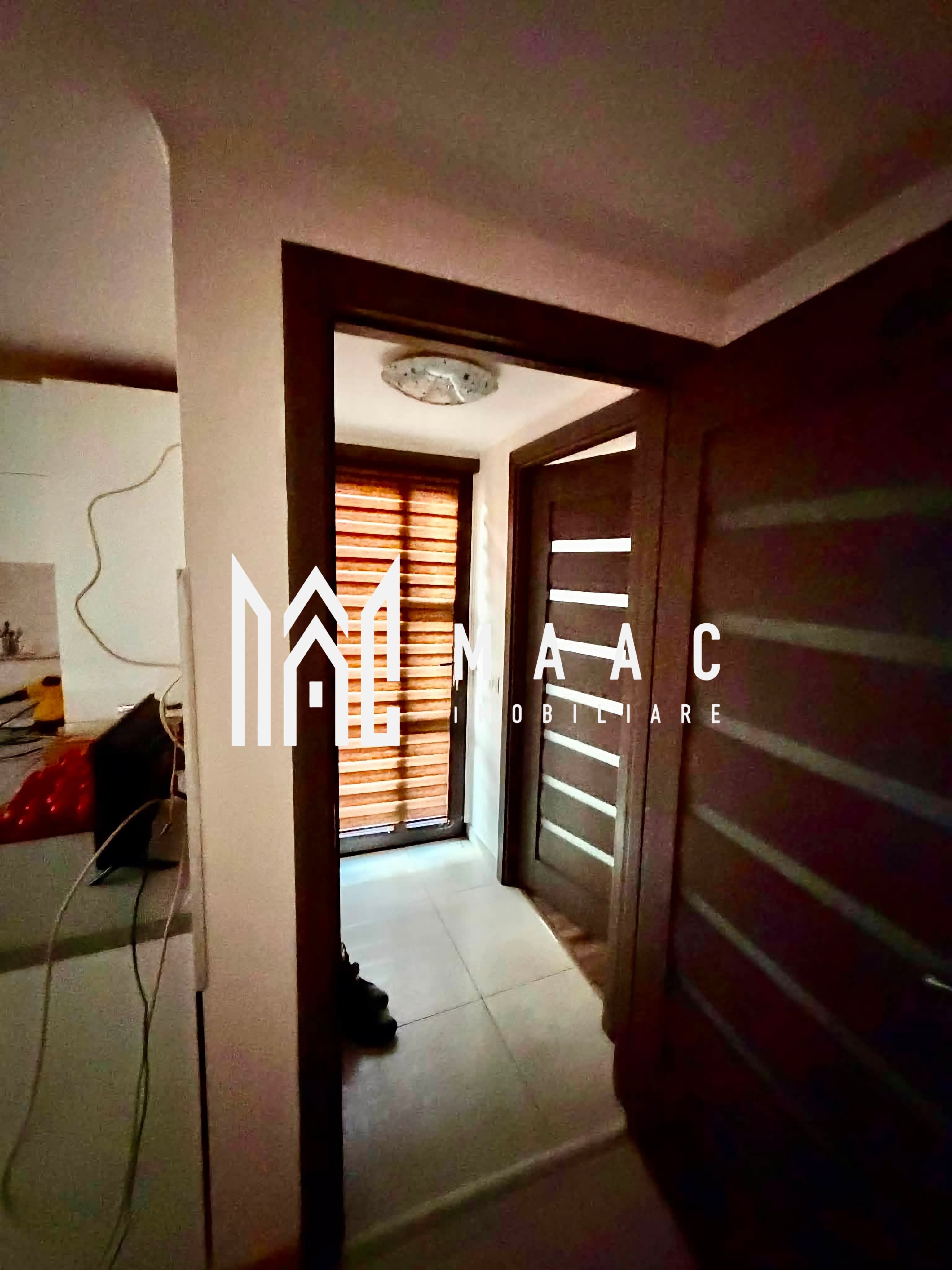 Vilă de vânzare | Copacelu | pensiune și casă | teren 1.000 mp — fotografia 6