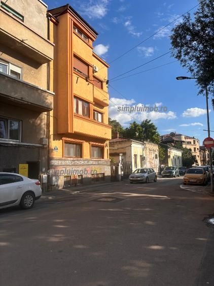 Apartament 2 camere renovat complet zona Armeneasca  centrala proprie — fotografia 9
