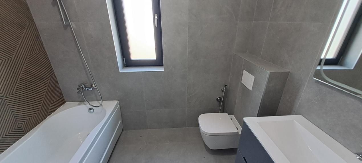 Visani  , COMISION 0%, Casa P+1 — fotografia 9