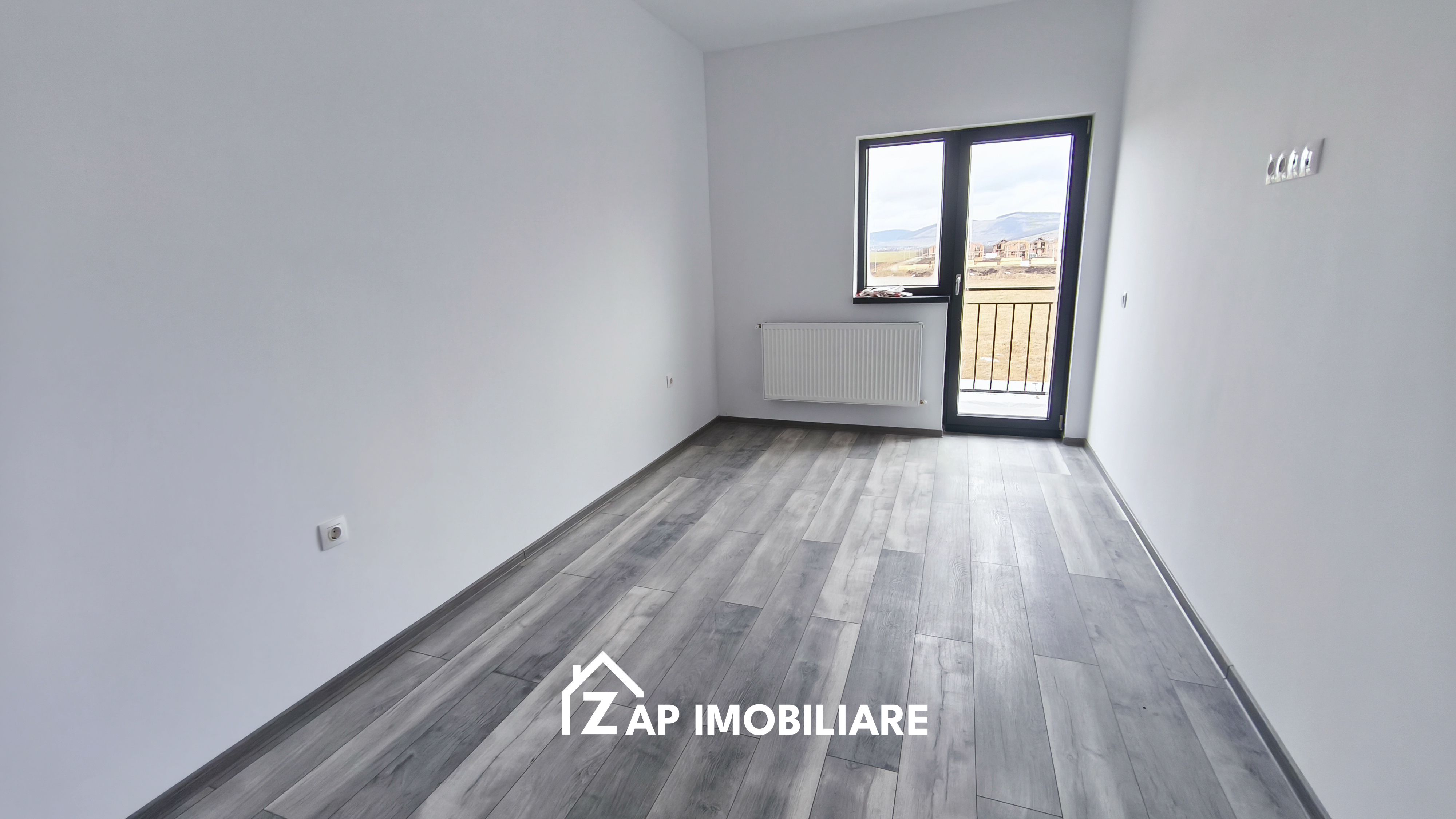 Casa la cheie 4 camere -  Sângeorgiu de Mures — fotografia 18