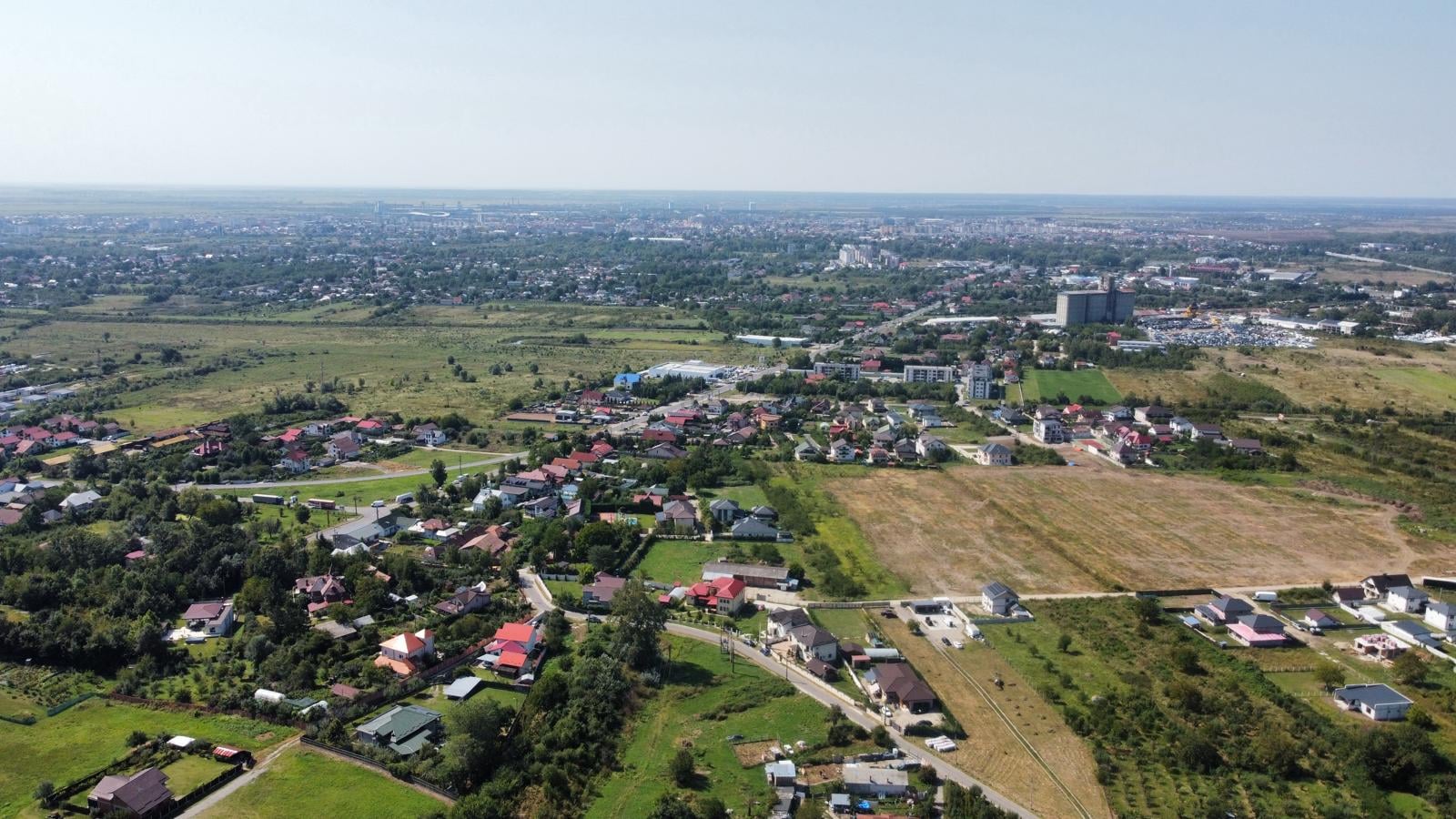 🌄 Teren intravilan 1050 mp EXCLUSIVITATE – Mănăstirea Dealu | Panoramă Superbă — fotografia 2