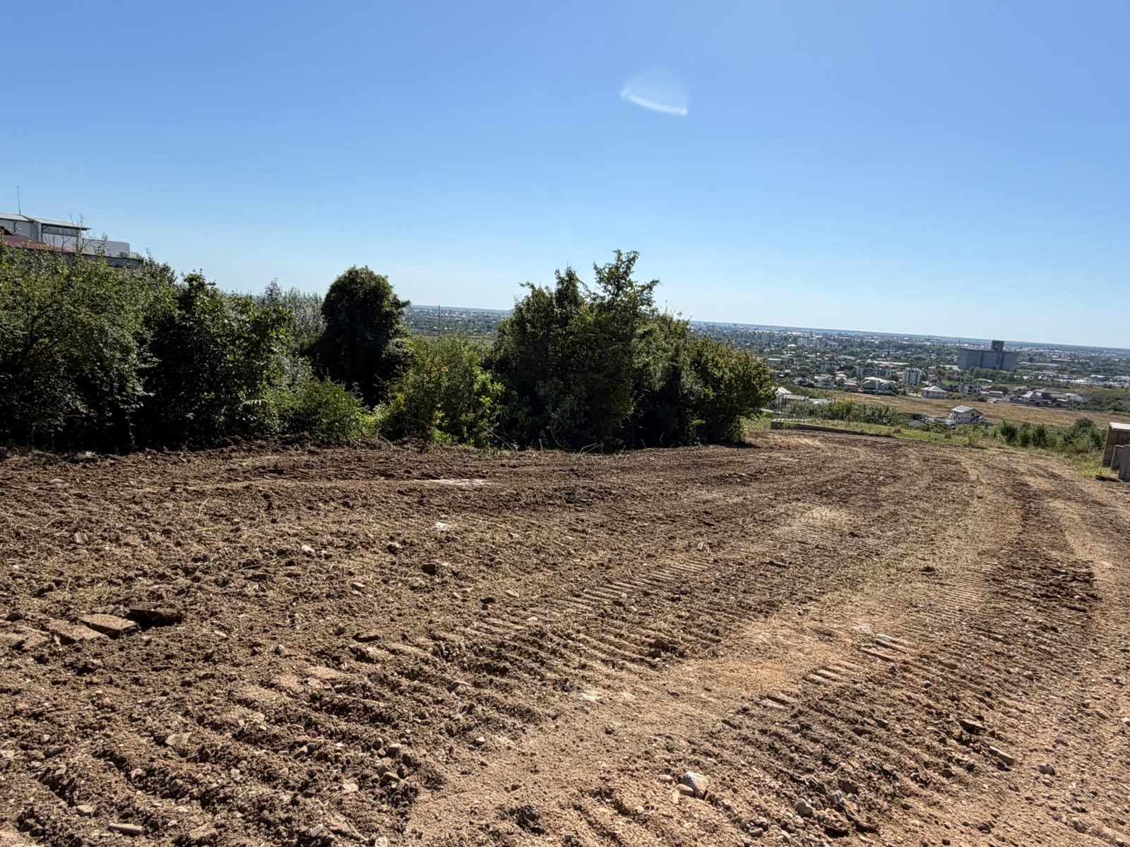 🌄 Teren intravilan 1050 mp EXCLUSIVITATE – Mănăstirea Dealu | Panoramă Superbă — fotografia 6