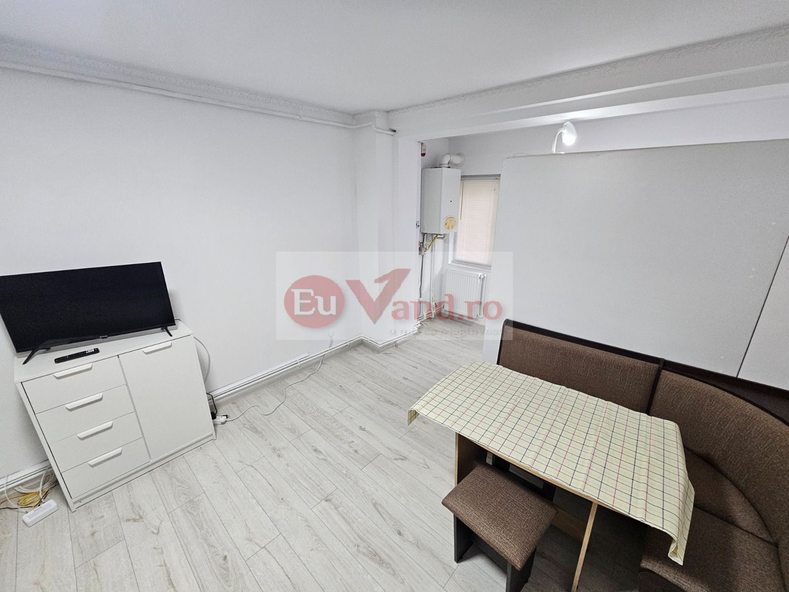 De vanzare apartament cu o camera, zona Reno - Doja, parter, 46.500 euro — fotografia 5