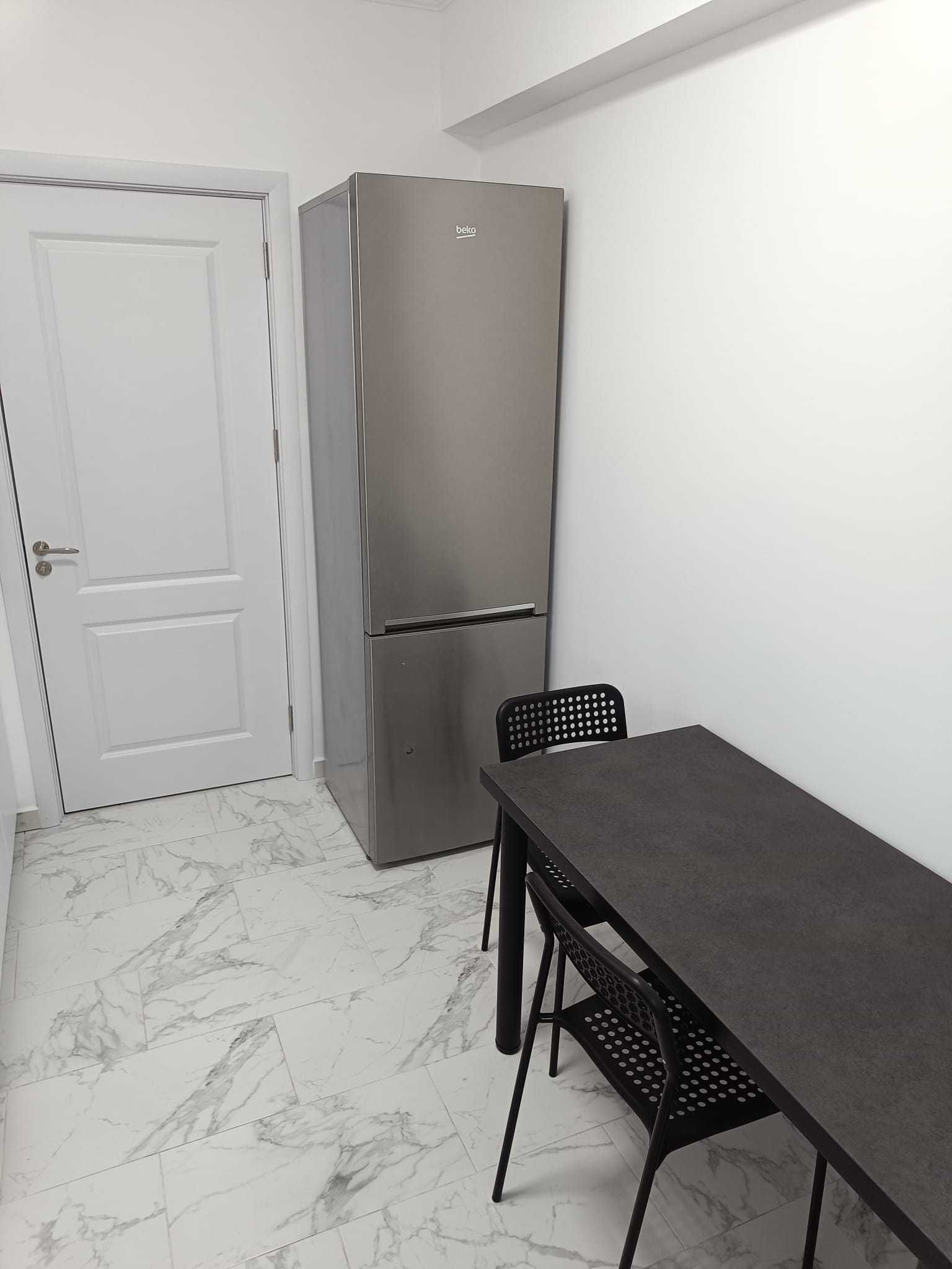 Apartament 2 camere Fundeni str Marului + Parcare Proprietar Bloc Nou — fotografia 4