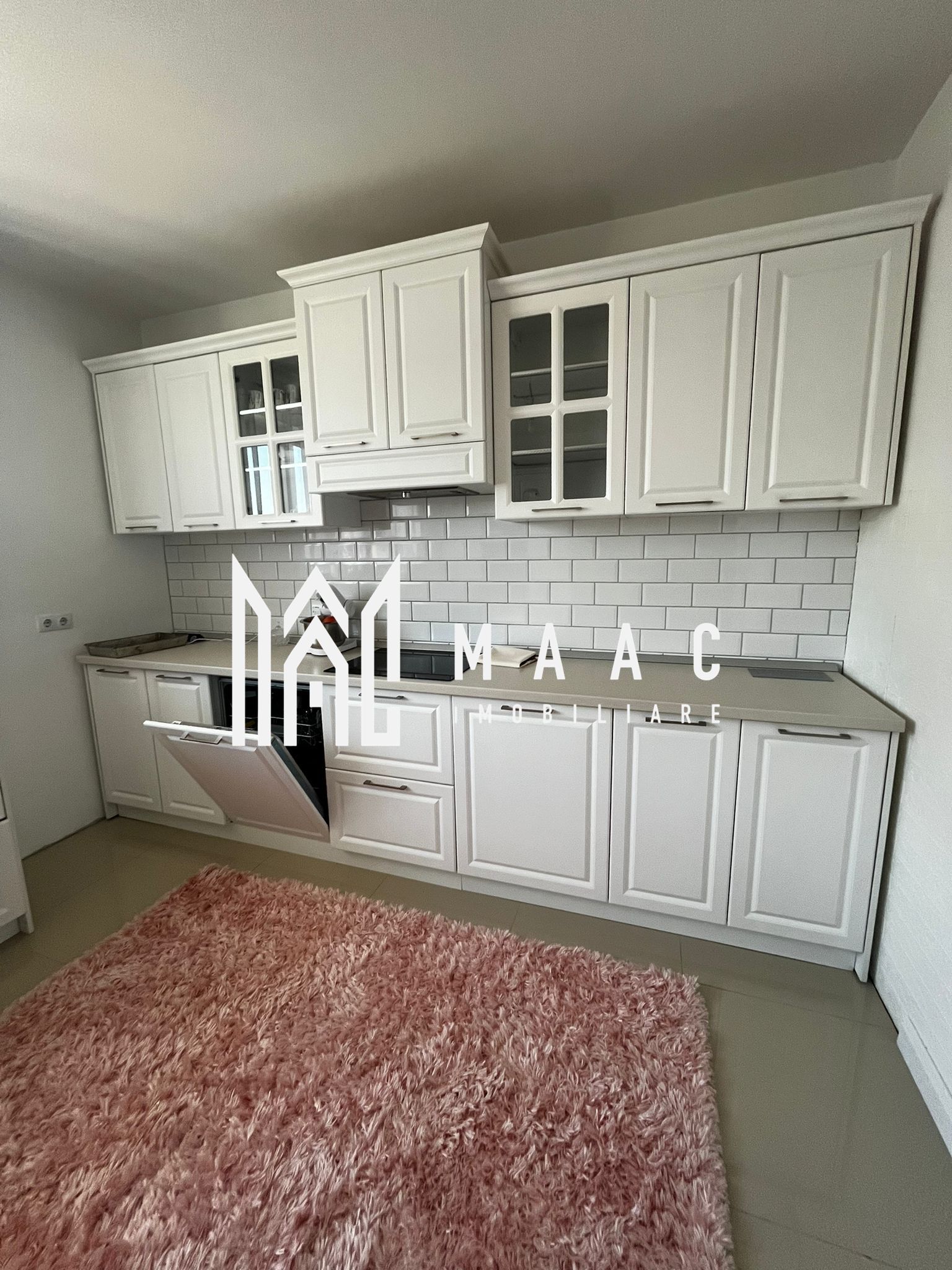 Casă 4 camere de închiriat | Șelimbăr | 134 mp | curte — fotografia 4