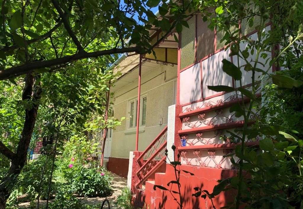 Casă din cărămidă cu 1.350 mp teren și curte mare, Râciu — fotografia 5