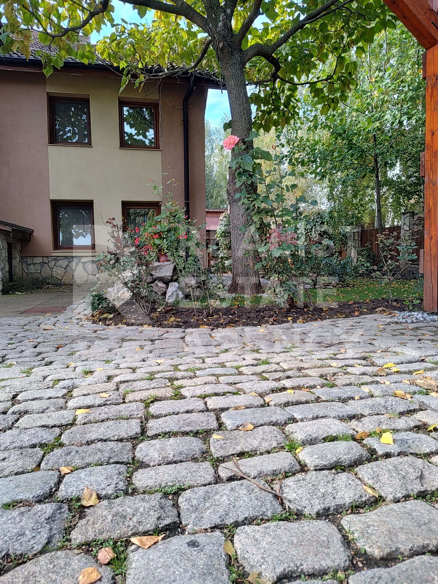 Vilă individuală 430 mp utili, teren 2.000 mp, Iași — fotografia 23