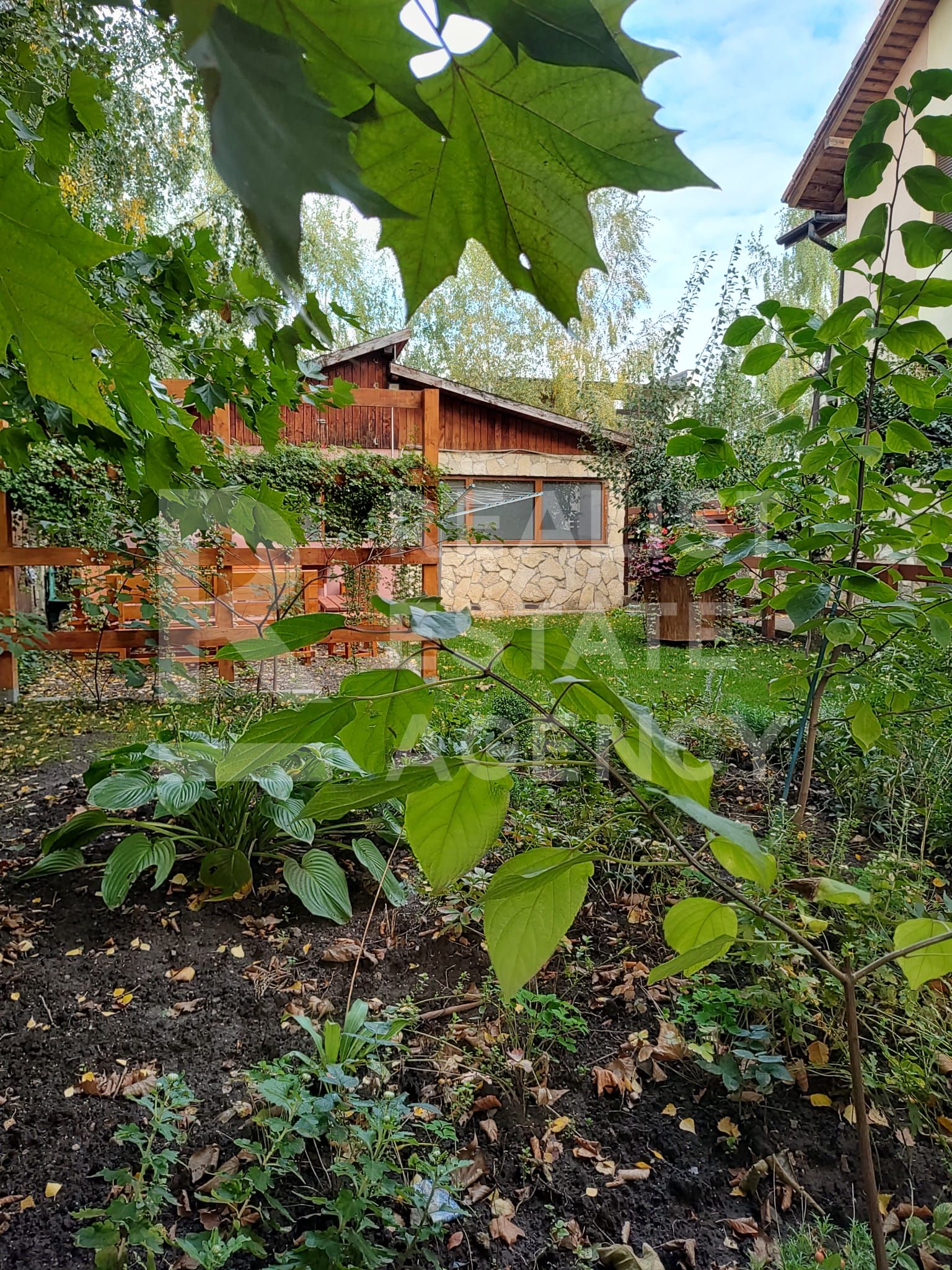 Vilă individuală 430 mp utili, teren 2.000 mp, Iași — fotografia 24