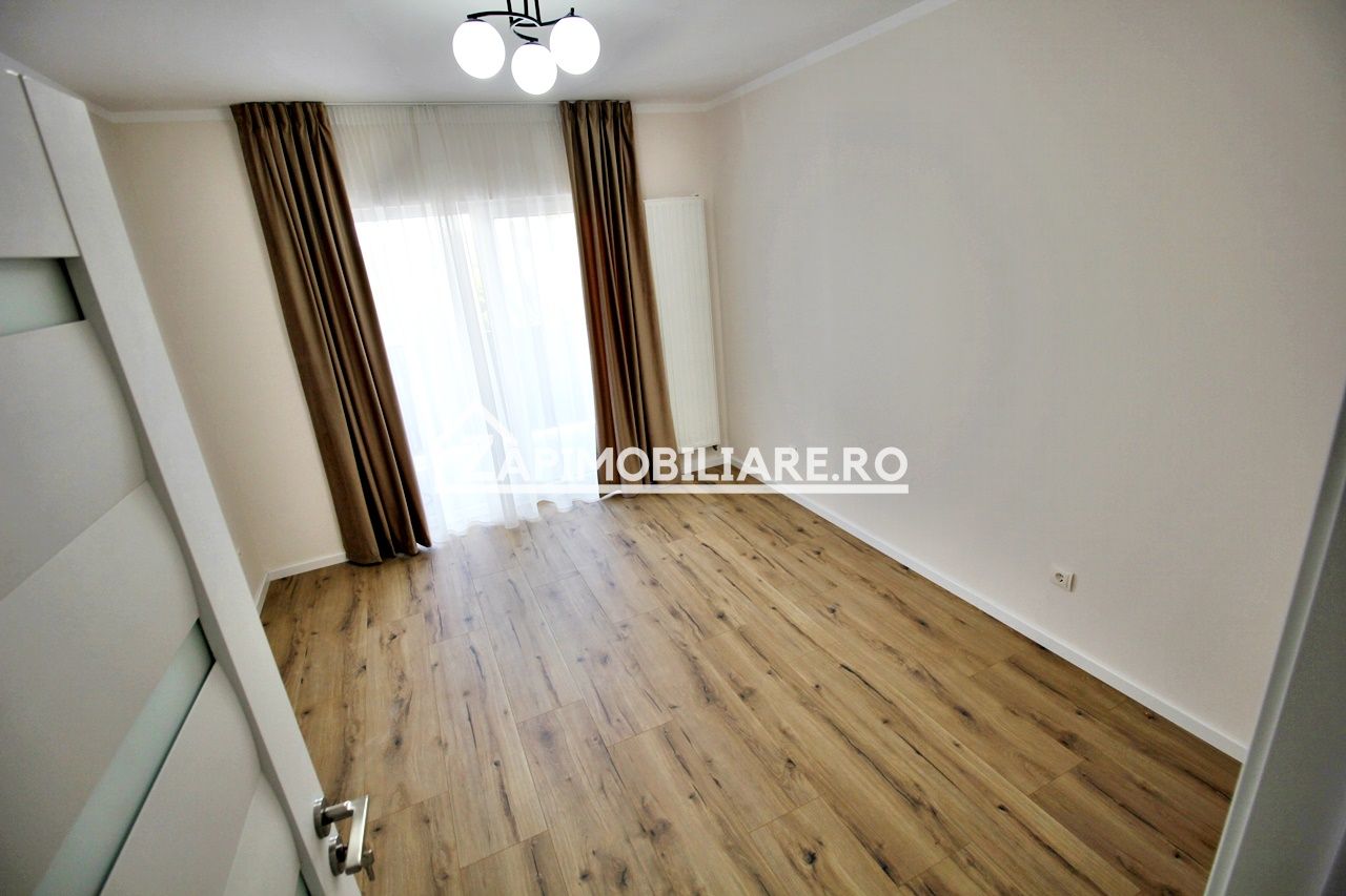 Apartament 3 camere,90mp,2 bai,1 pivnită,2 balcoane,bloc nou — fotografia 4