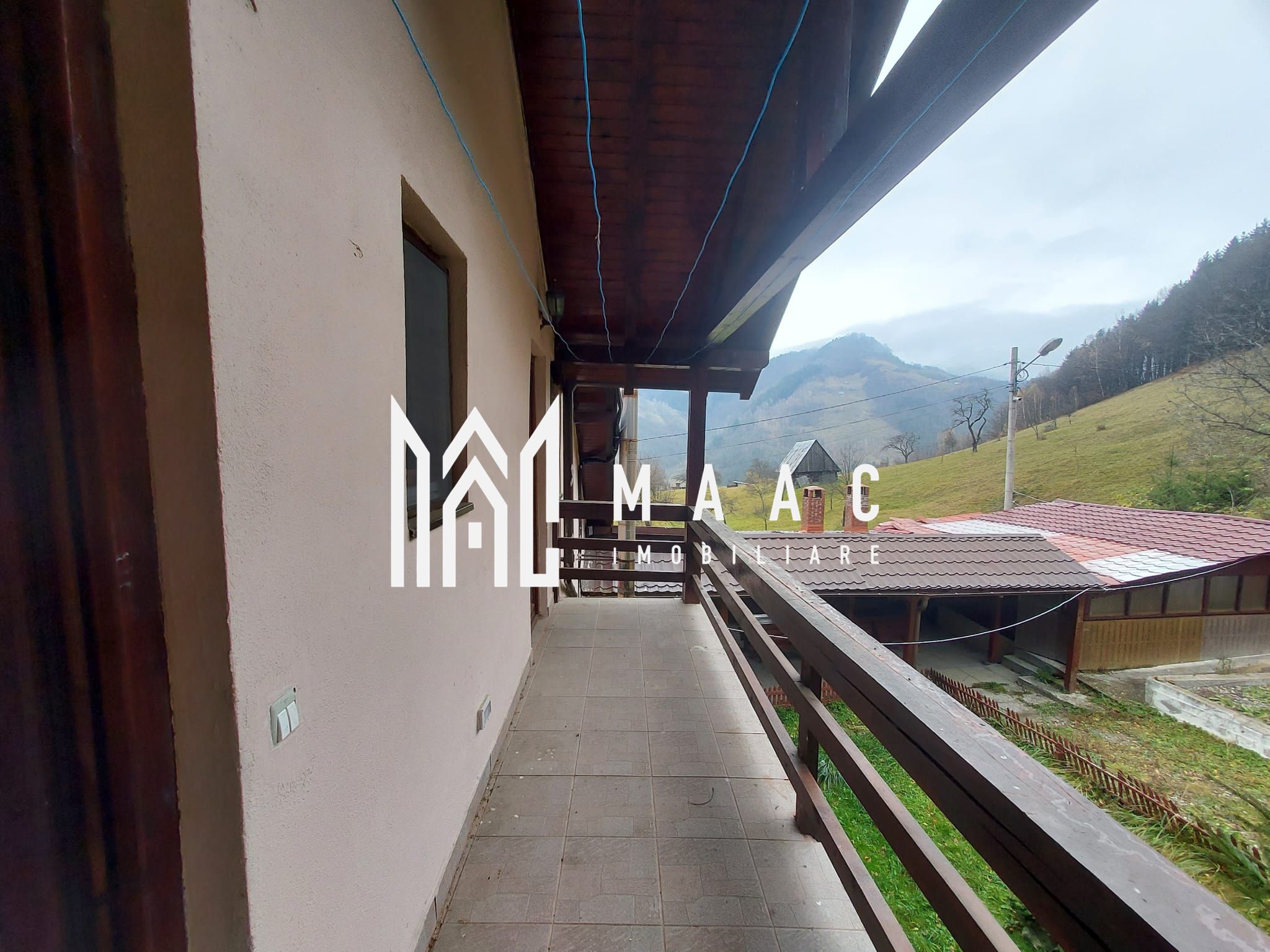 Casă | 260 mp utili | 1.100 mp teren | Râul Sadului | — fotografia 11