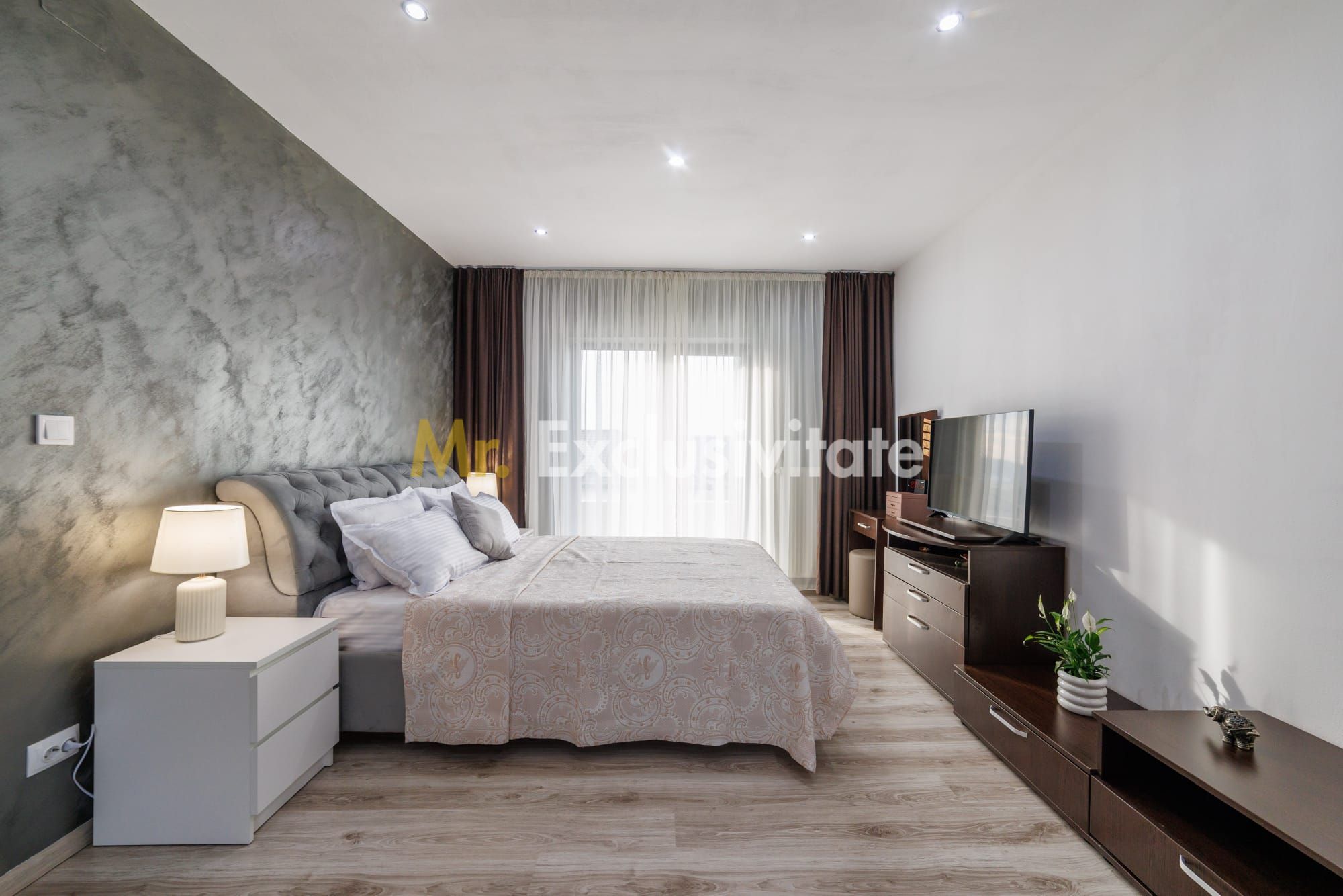 Casa exclusivistă 5 camere cu vedere panoramică Mioveni-Argeş — fotografia 13