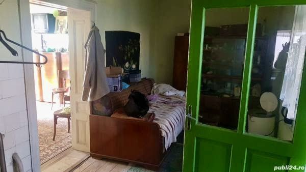 Vand casa ultracentrl Simeria din caramida acces de pe 2 strazi. — fotografia 5