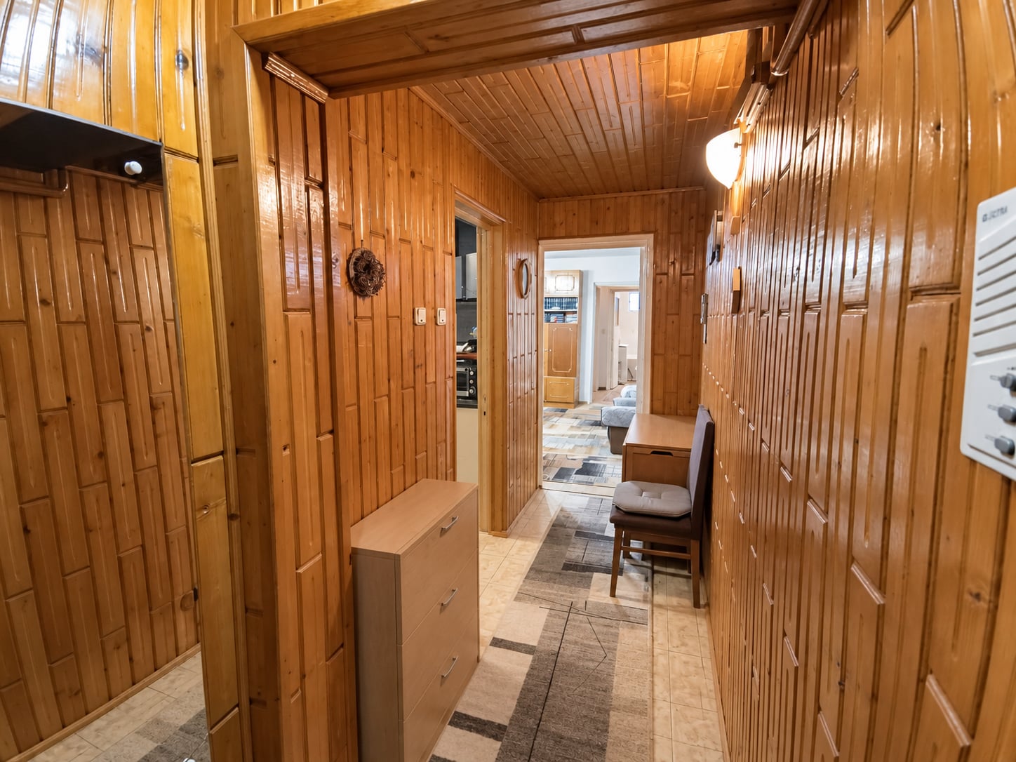 Apartament cu 2 camere semidecomandat, Aleea Jupiter, George Enescu, Suceava — fotografia 3