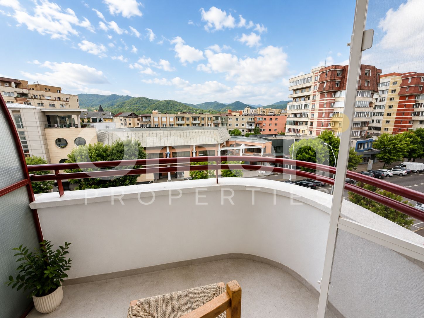 Garsoniera de închiriat | b-dul Traian ( Karaffe) | etaj 4/8 | cu lift — fotografia 7