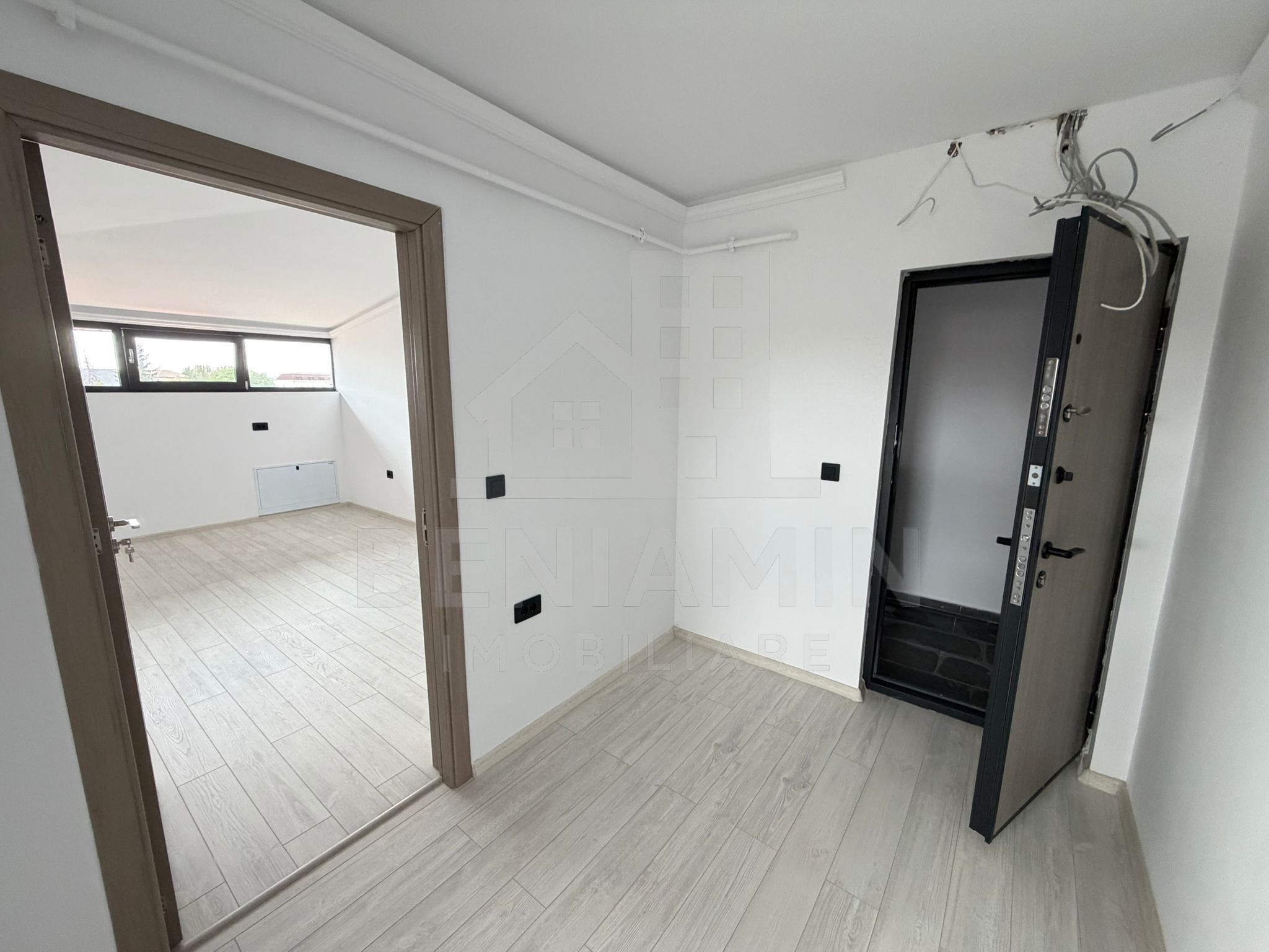 Apartament-Bloc Nou-Gradina Botanica-Etaj 3-Centrala-La Cheie-Liber — fotografia 6