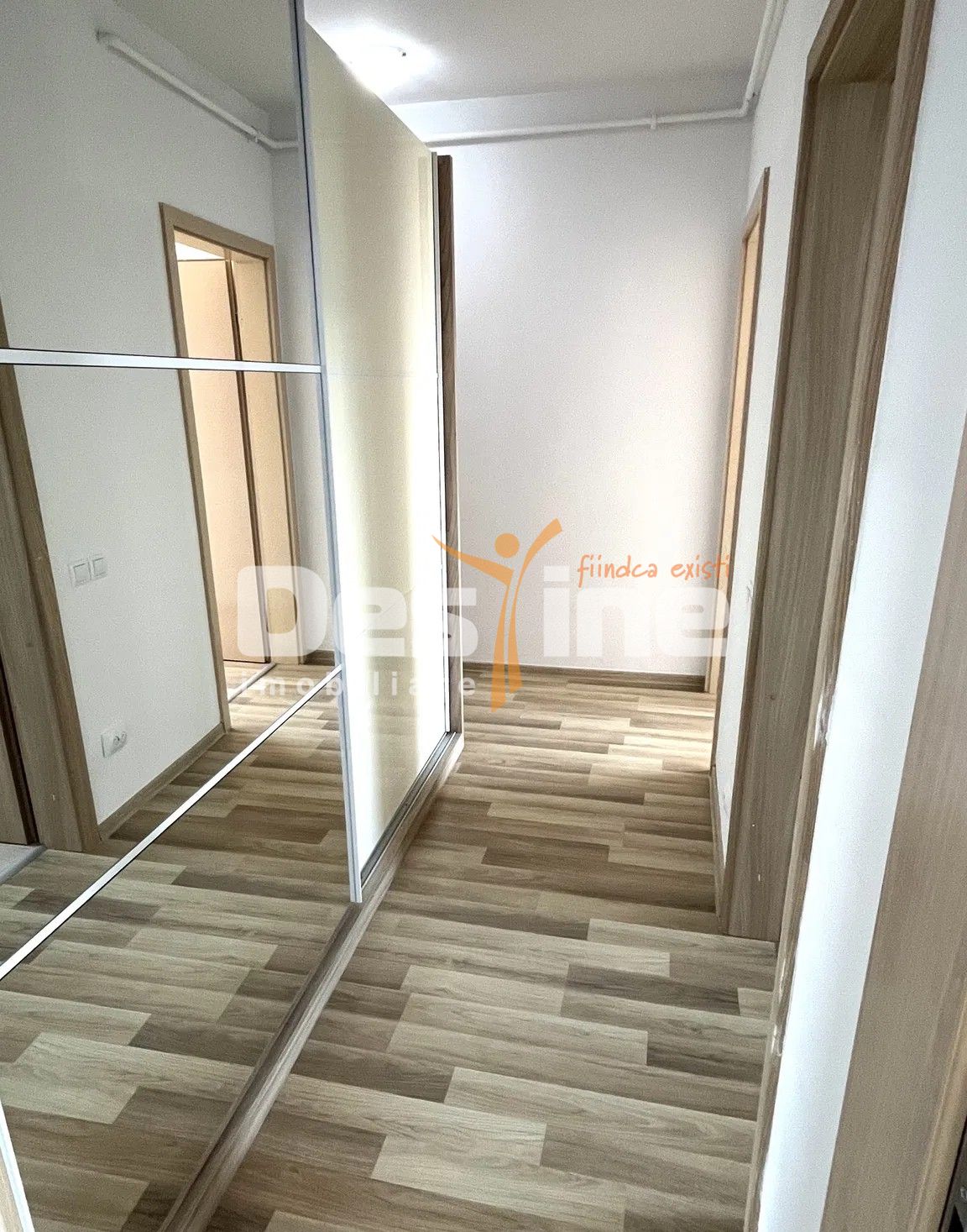 Apartament 2 camere decomandat cu loc de parcare inclus situat inAstra — fotografia 10