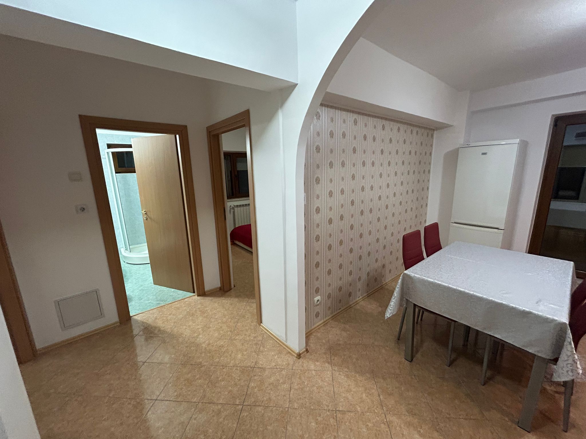 Apartament 2 camere, decomandat - zona Centru — fotografia 11