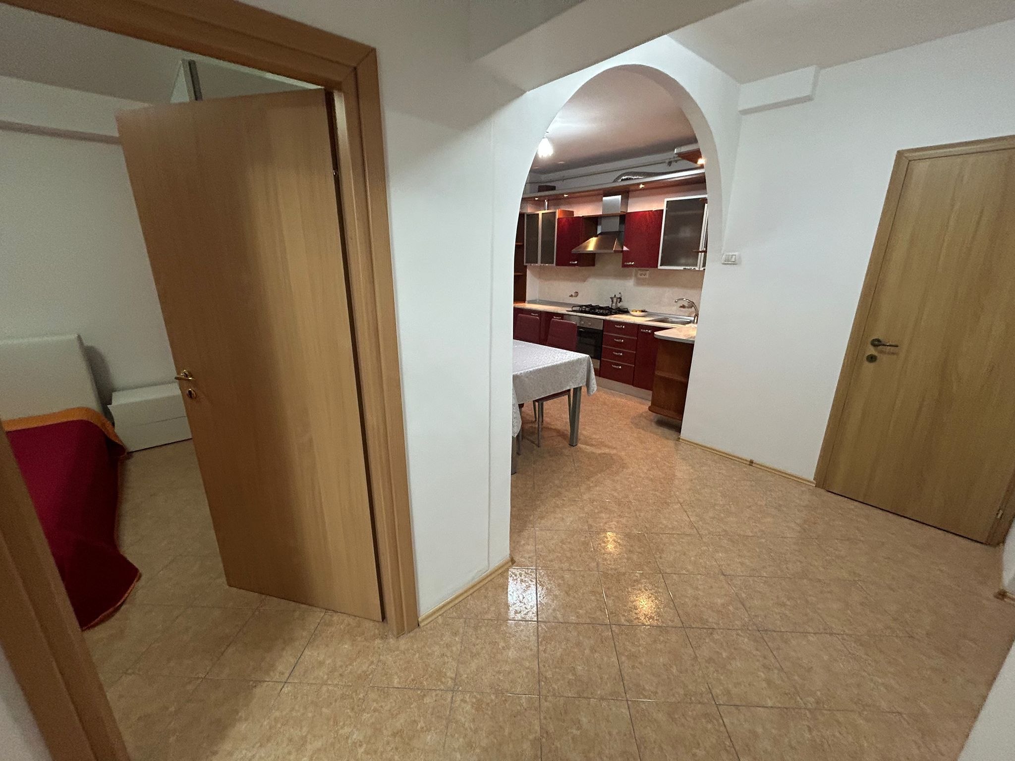 Apartament 2 camere, decomandat - zona Centru — fotografia 12