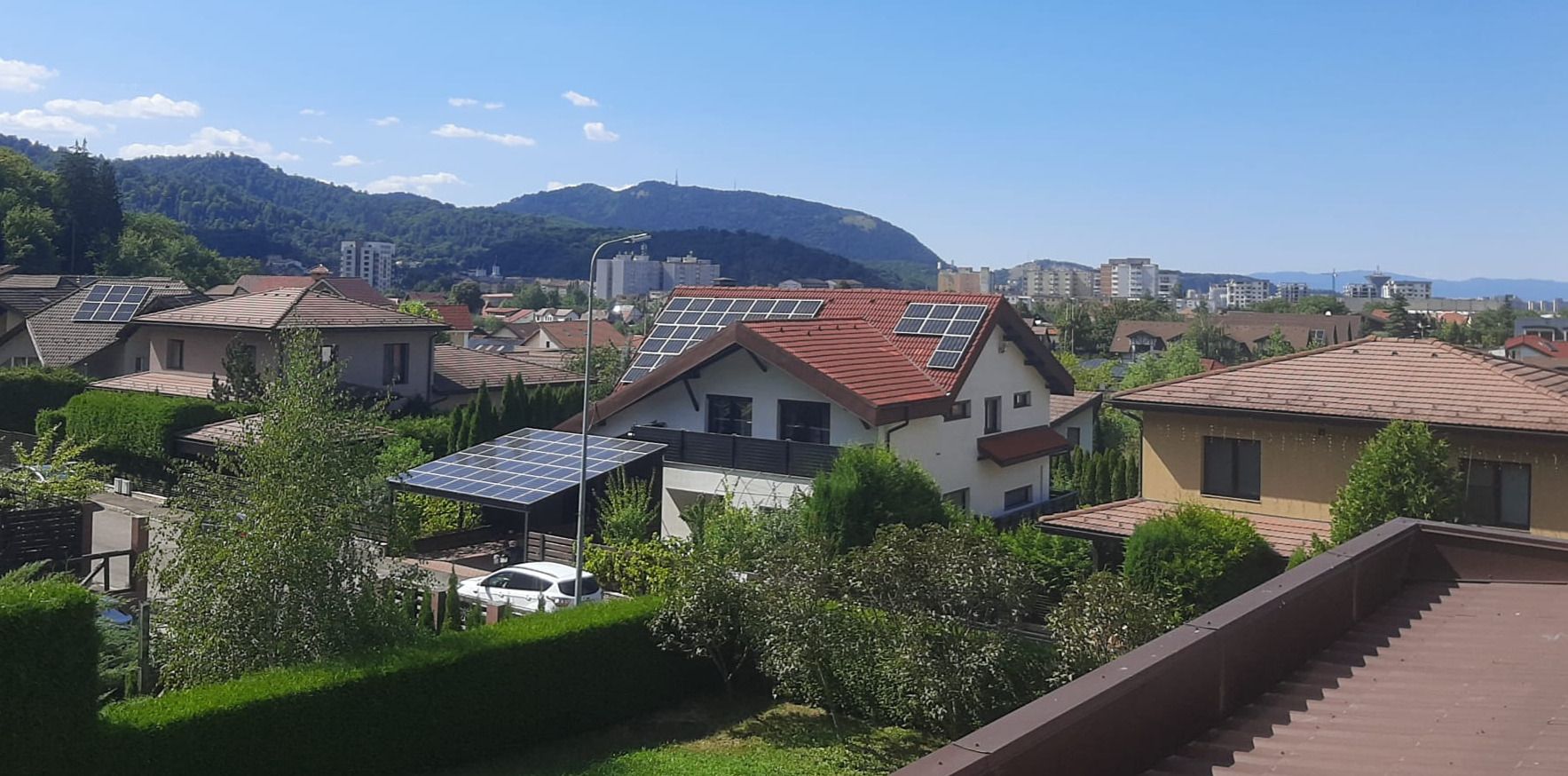 Vilă de lux cu vedere spectaculoasă spre Tâmpa  Green Valley zona Noua — fotografia 16