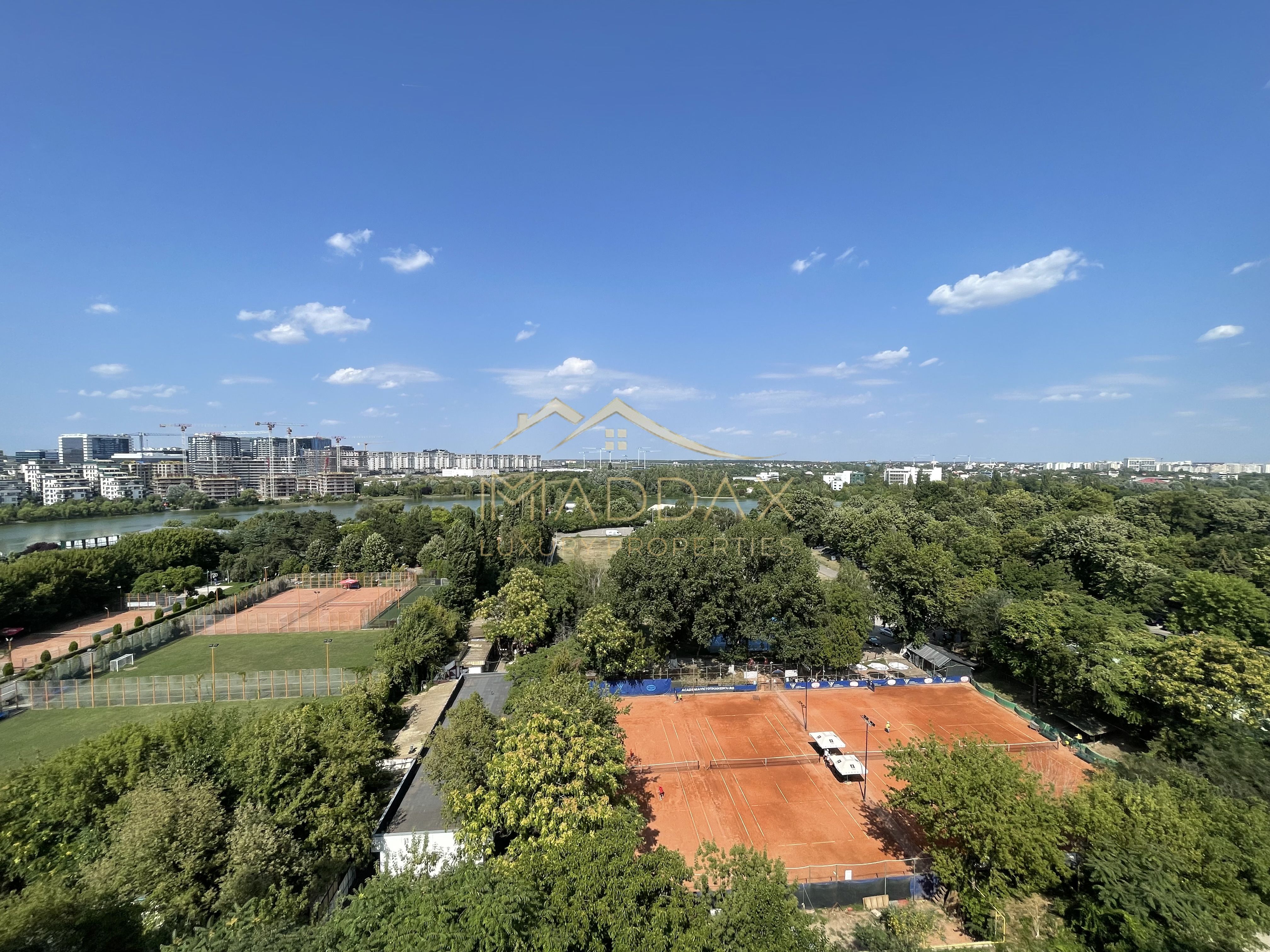 4 rooms apartment - 122 sqm// 1 Parking / Floreasca - Lake View — fotografia 13