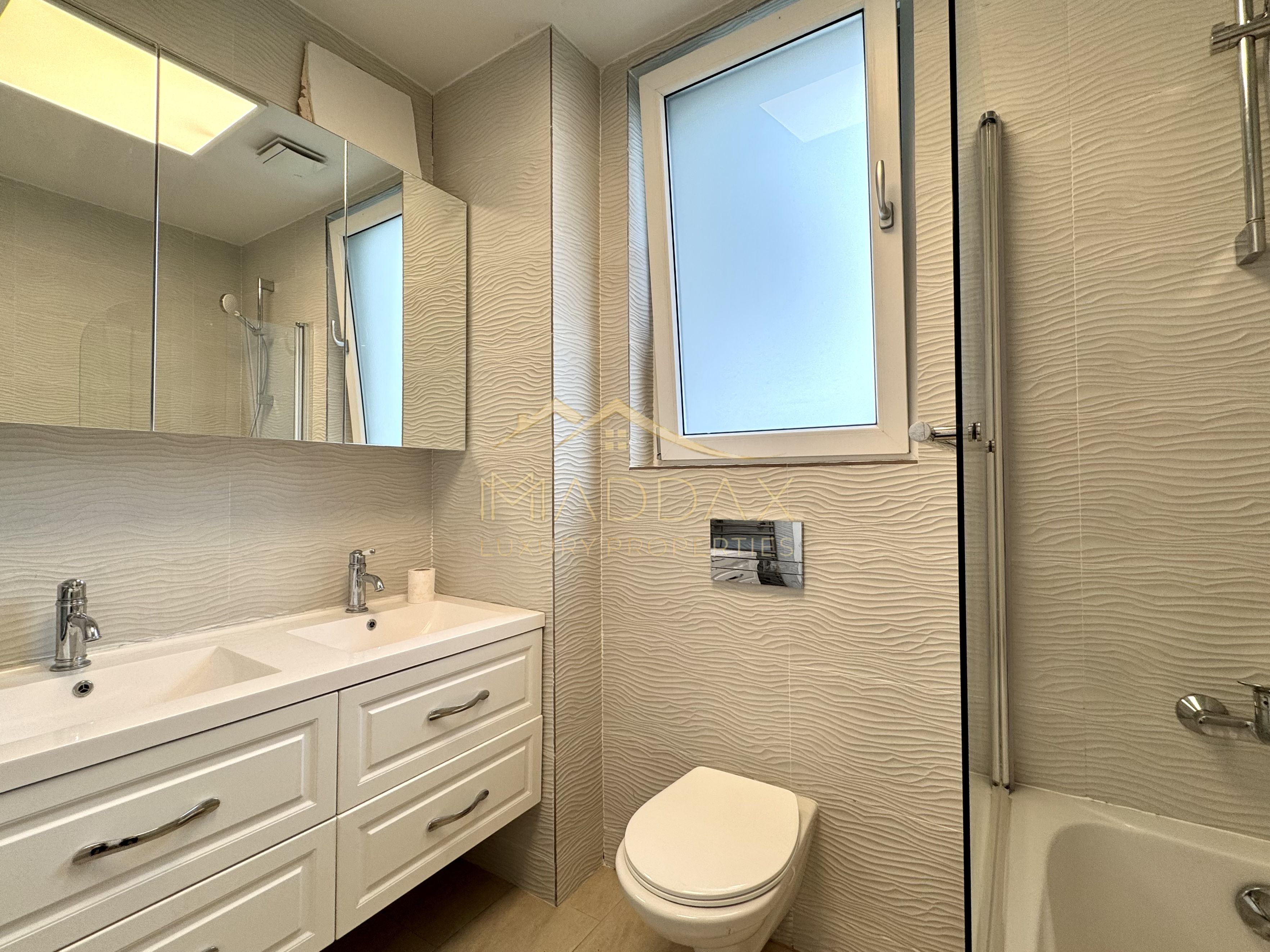 4 rooms apartment - 122 sqm// 1 Parking / Floreasca - Lake View — fotografia 18