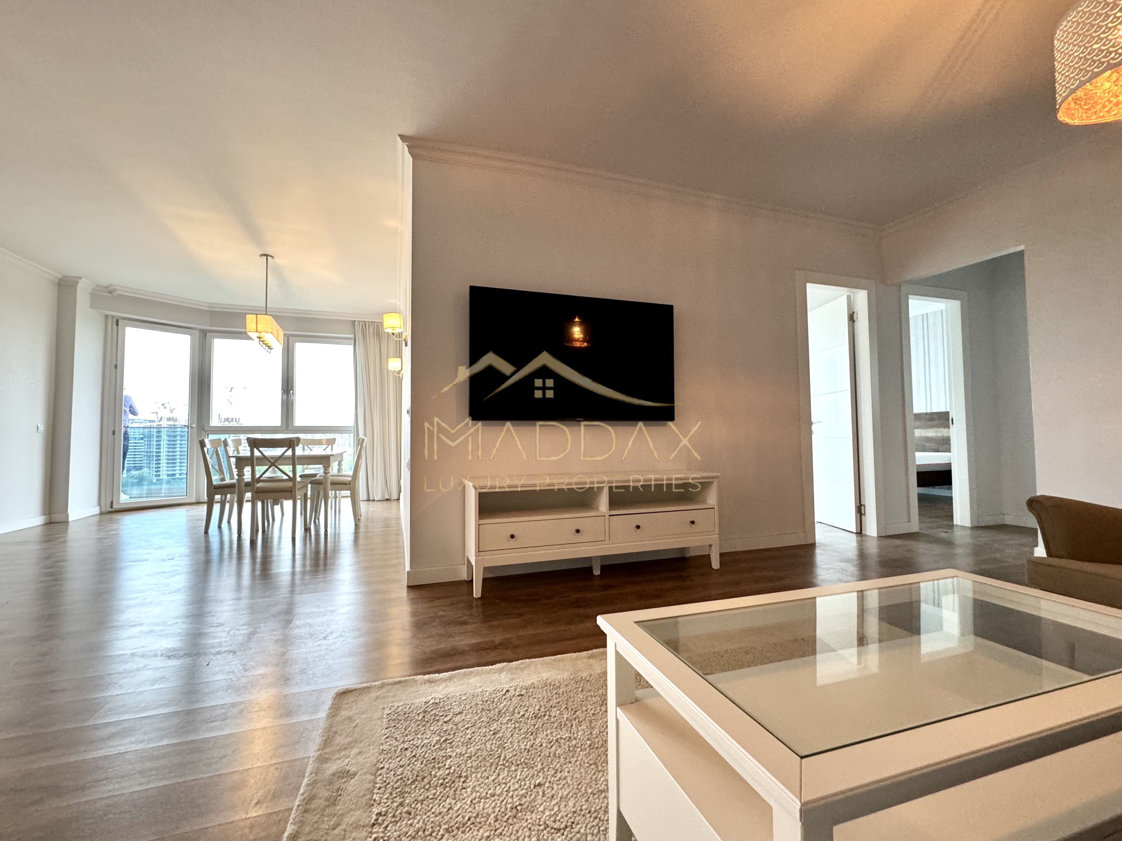 4 rooms apartment - 122 sqm// 1 Parking / Floreasca - Lake View — fotografia 3